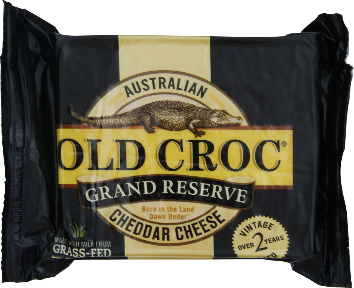 slide 3 of 3, Old Croc Grand Reserve Cheddar, 1 ct