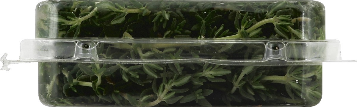 slide 4 of 6, Full Circle Thyme, 0.67 oz