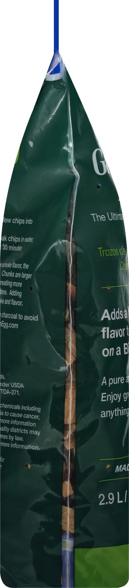 slide 3 of 11, Big Green Egg Hickory Smoking Chips 2.9 lt, 2.90 l