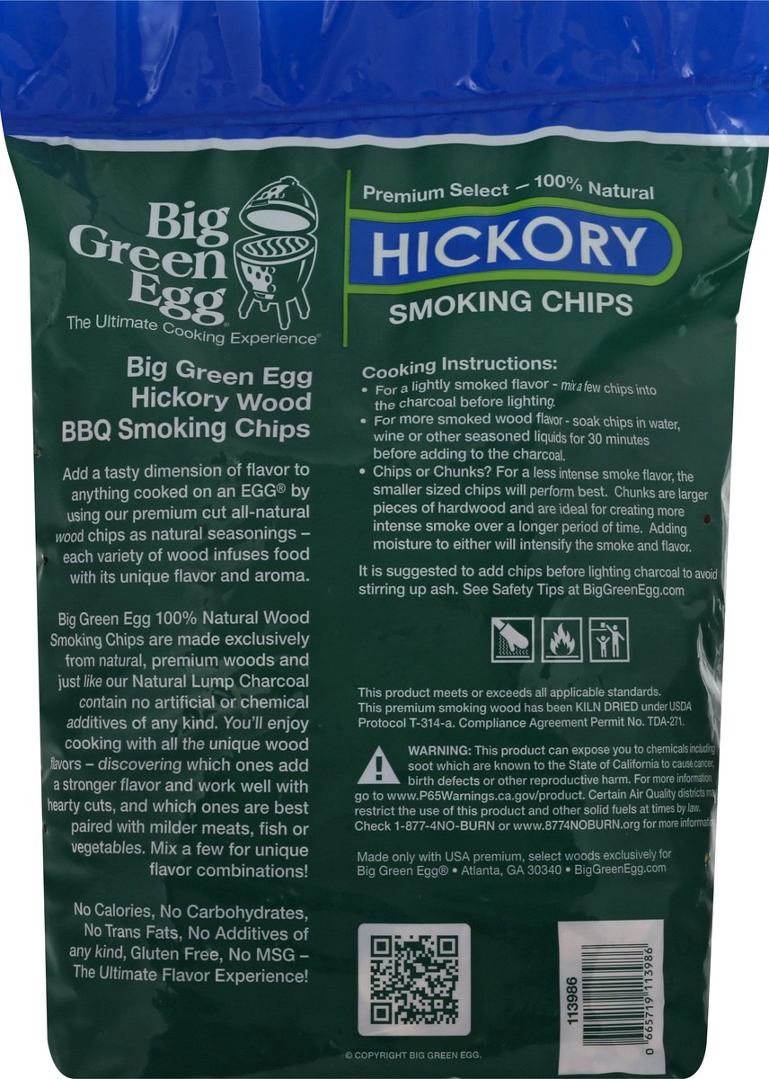 slide 10 of 11, Big Green Egg Hickory Smoking Chips 2.9 lt, 2.90 l