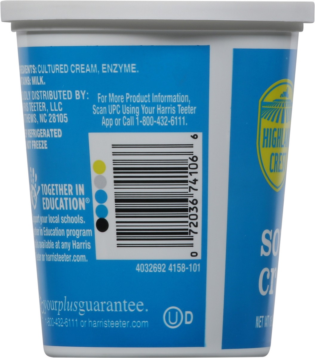 slide 8 of 13, Highland Crest Sour Cream 16 oz, 16 oz