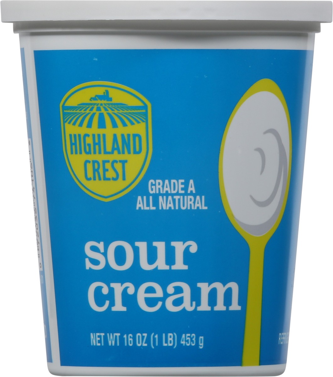 slide 13 of 13, Highland Crest Sour Cream 16 oz, 16 oz