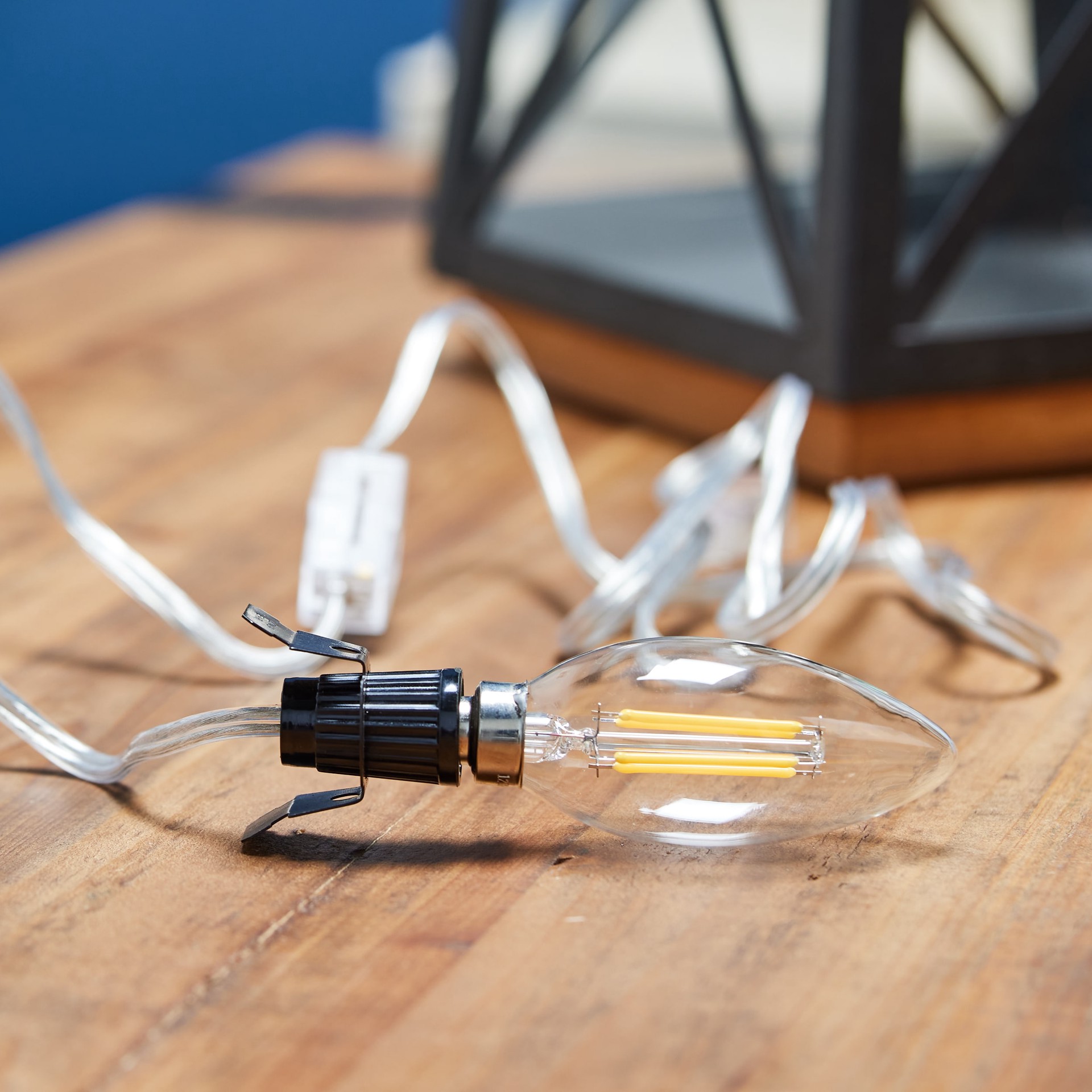 slide 3 of 6, Project Source 60 -Watt Plastic Turn knob Lamp Socket , Clear, 1 ct