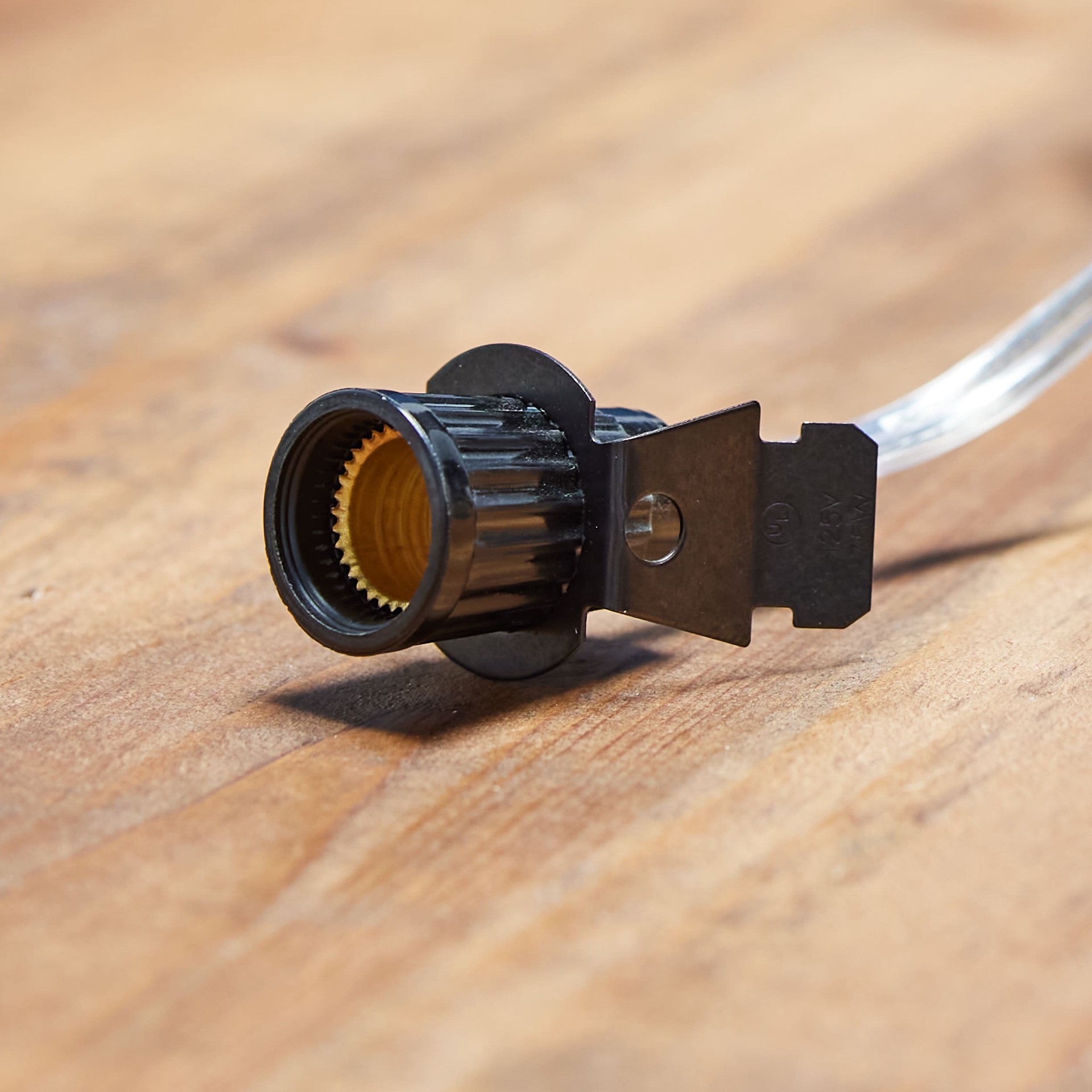 slide 4 of 6, Project Source 60 -Watt Plastic Turn knob Lamp Socket , Clear, 1 ct