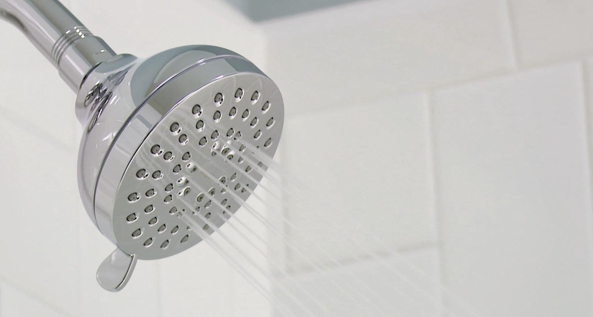 slide 5 of 6, Moen Adler Chrome 1-handle 3.5-in Round Bathtub and shower Faucet with Valve (Multi-function), 1 ct