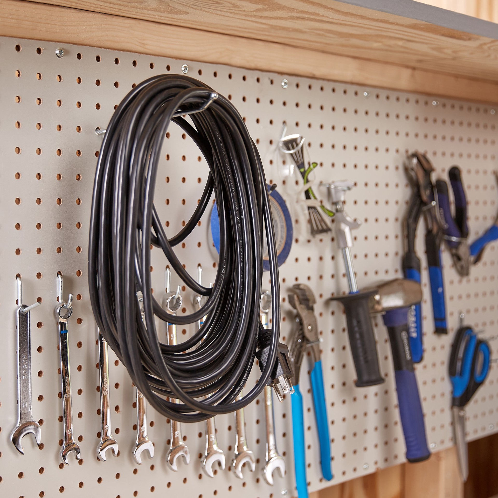 slide 2 of 4, Utilitech 40-ft 14 / 3 Medium Duty 3 Prong Black Outdoor Extension Power Cord, 1 ct