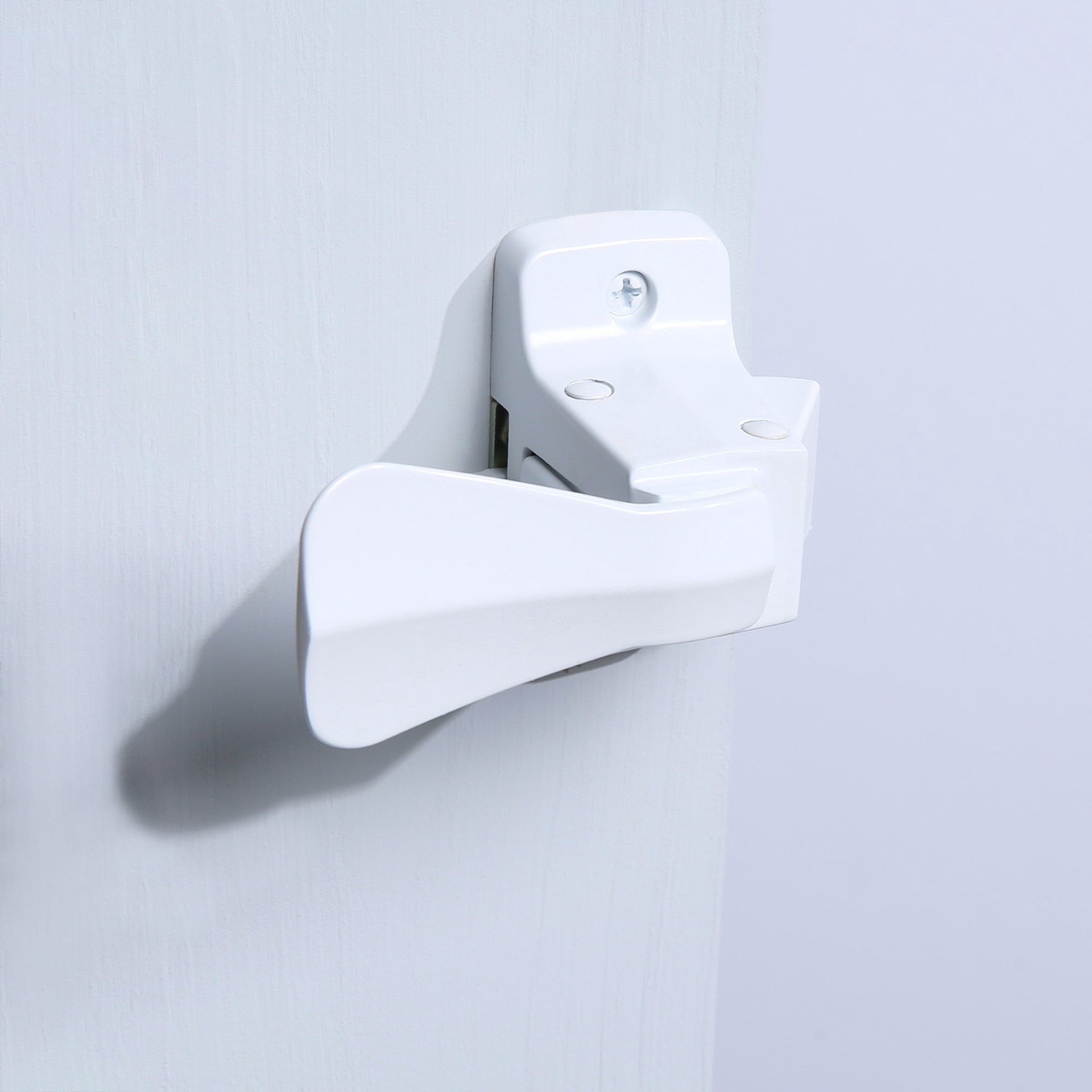 slide 6 of 6, WRIGHT PRODUCTS Gloss White Lockable Screen/Storm door Replacement Handleset, 1 ct