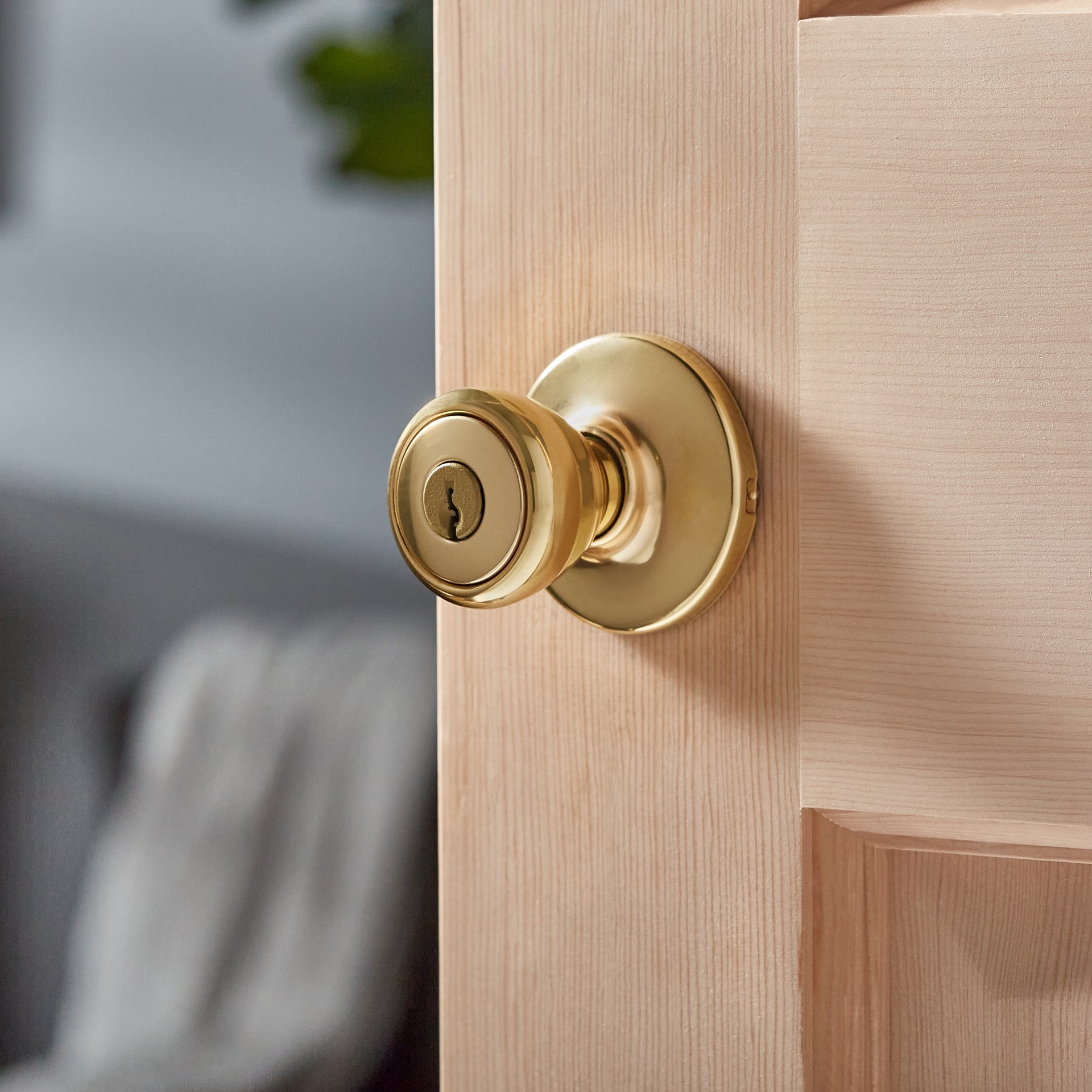 slide 2 of 6, Kwikset Tylo Polished Brass Exterior Keyed Entry Door Knob, 1 ct