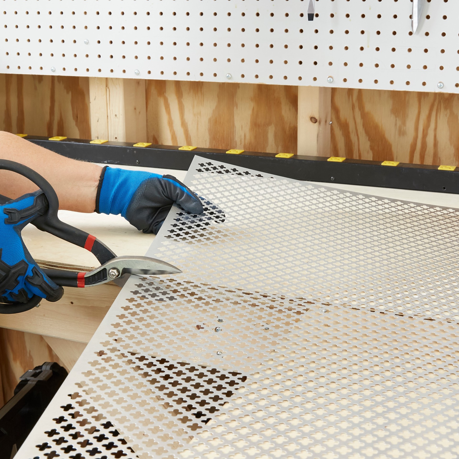 slide 6 of 6, M-D 24-in x 36-in Aluminum Sheet metal Sheet Metal, 1 ct