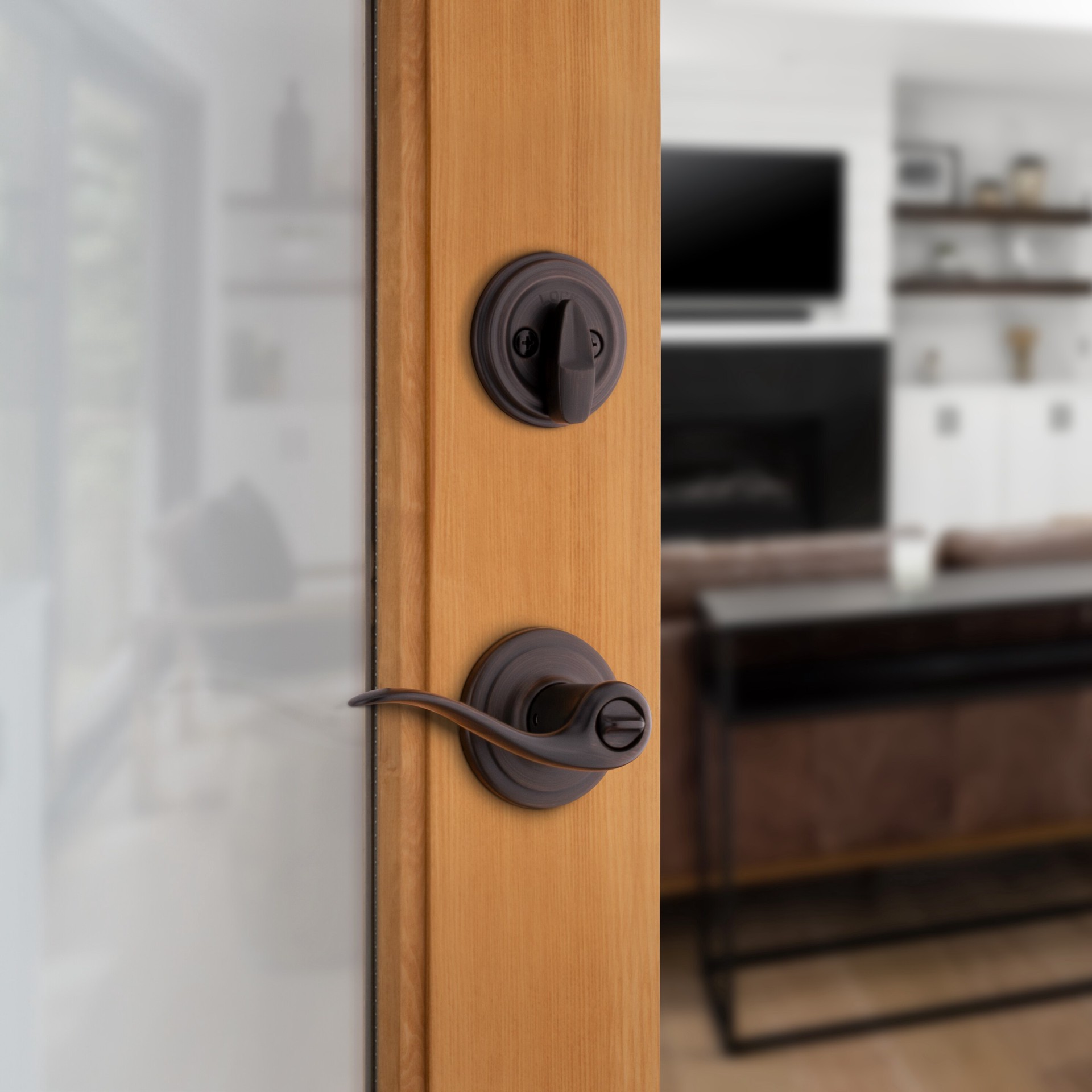 slide 5 of 6, Kwikset Signature Series Tustin Venetian bronze Exterior Single-Cylinder Deadbolt and Keyed Entry Door Handle Combo Pack ft. SmartKey Security, 1 ct