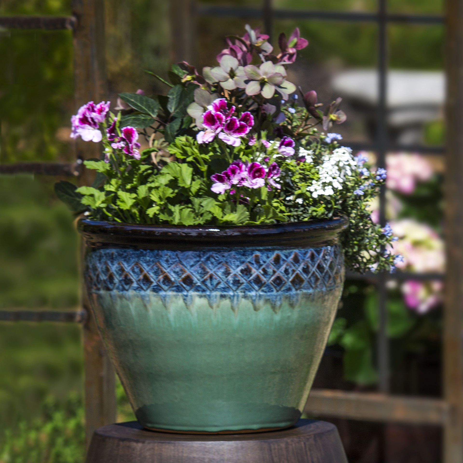slide 3 of 6, allen + roth Round 15.7-in W x 15.7-in L Multiple colors/finishes Ceramic Outdoor Planter, 1 ct