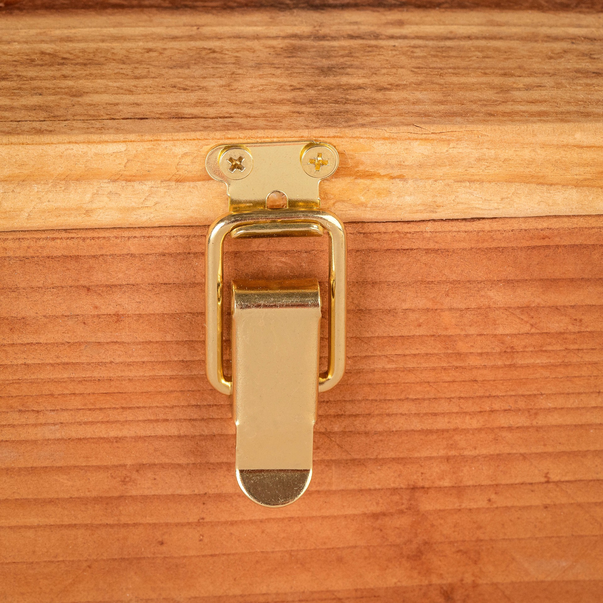 slide 6 of 6, RELIABILT 3.313-mm Gold Touch latch Cabinet Latch 2 -Pack, 1 ct