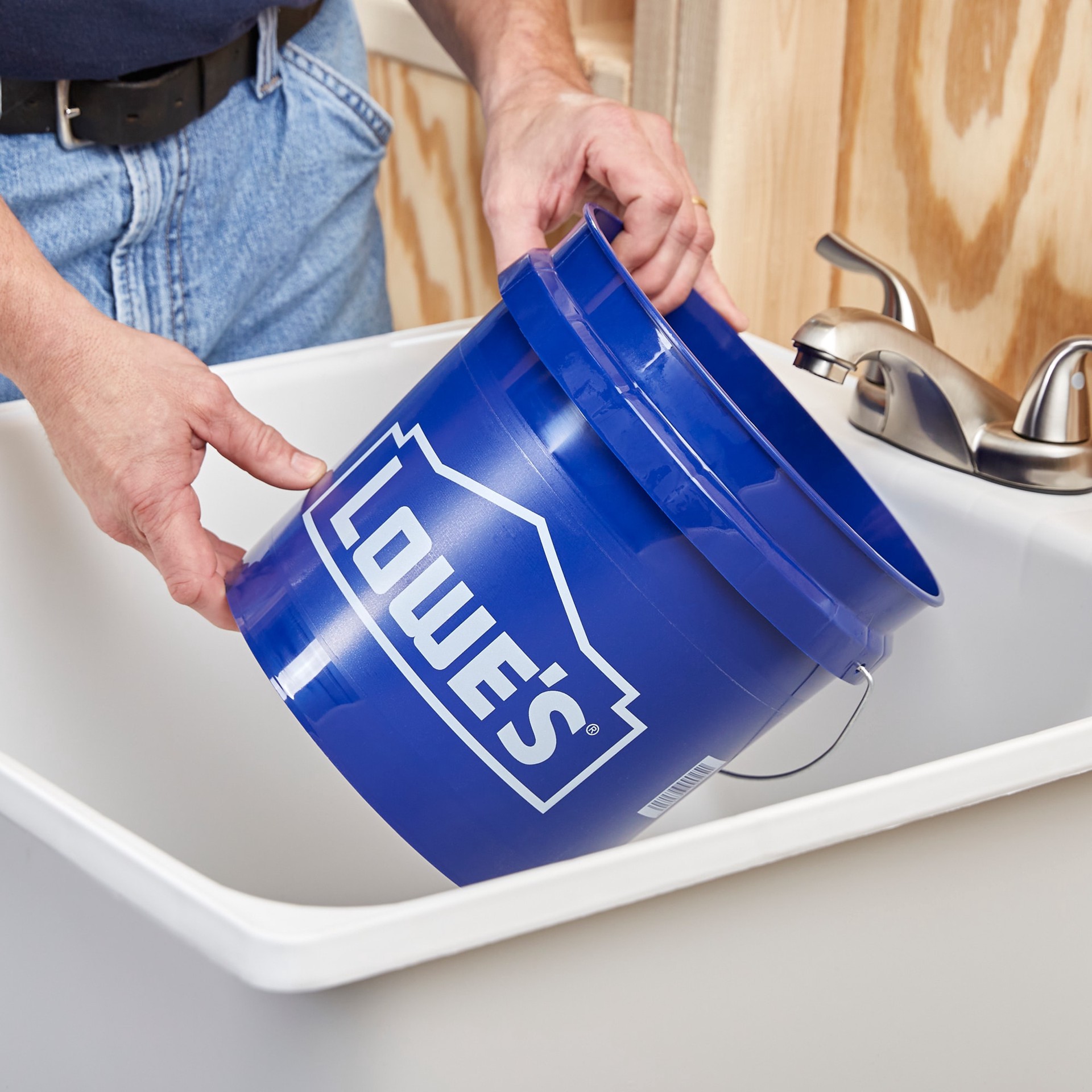 slide 3 of 6, Lowe's 2-gallon Plastic General bucket, 1 ct