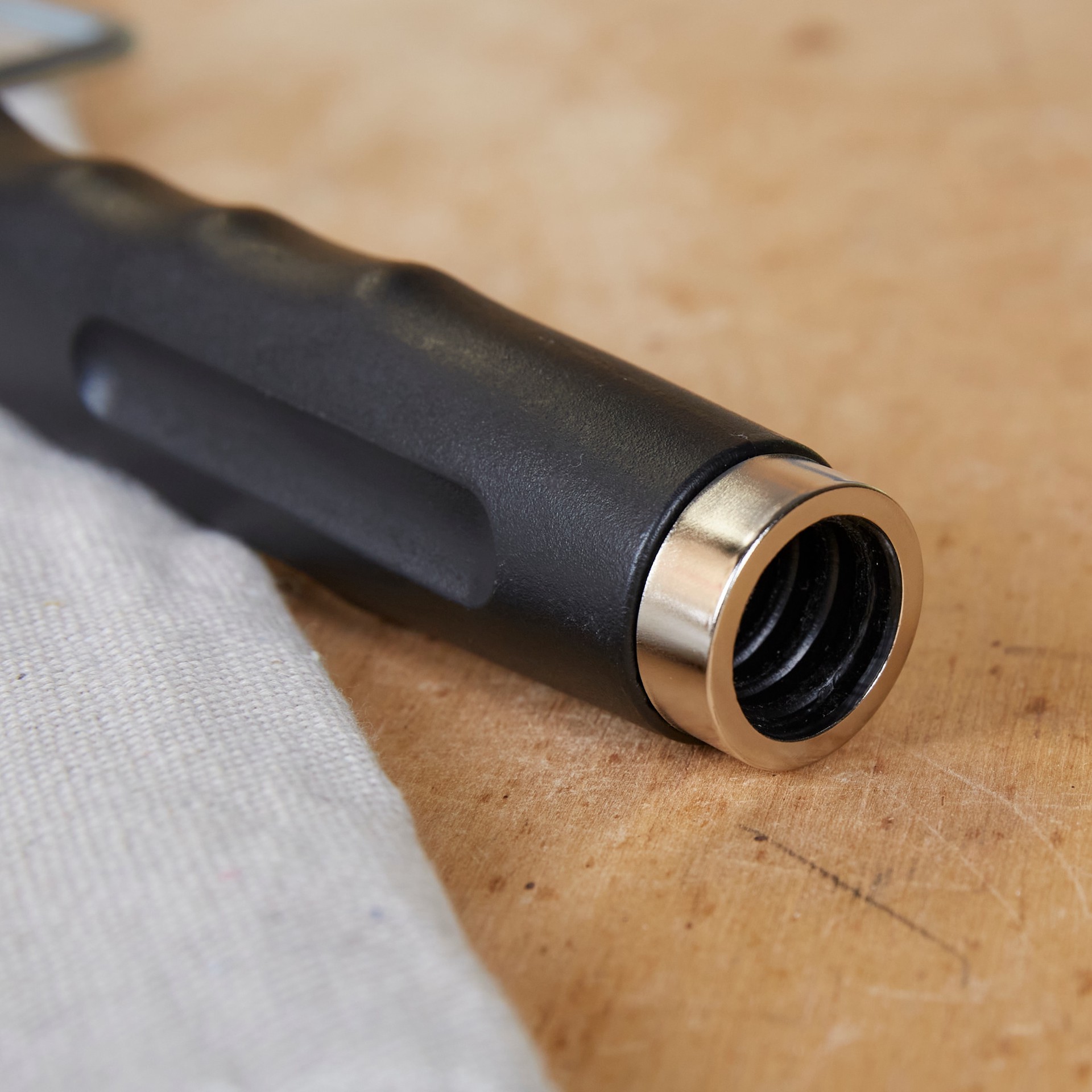 slide 3 of 6, Project Source Paint roller frame 4-in Metal Trim Paint Roller Frame, 1 ct