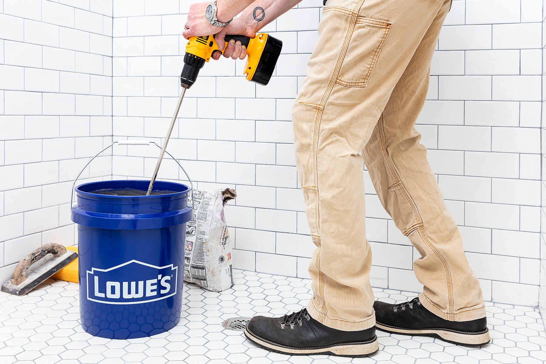 slide 3 of 6, Lowe's 5-gallon Plastic General bucket, 1 ct