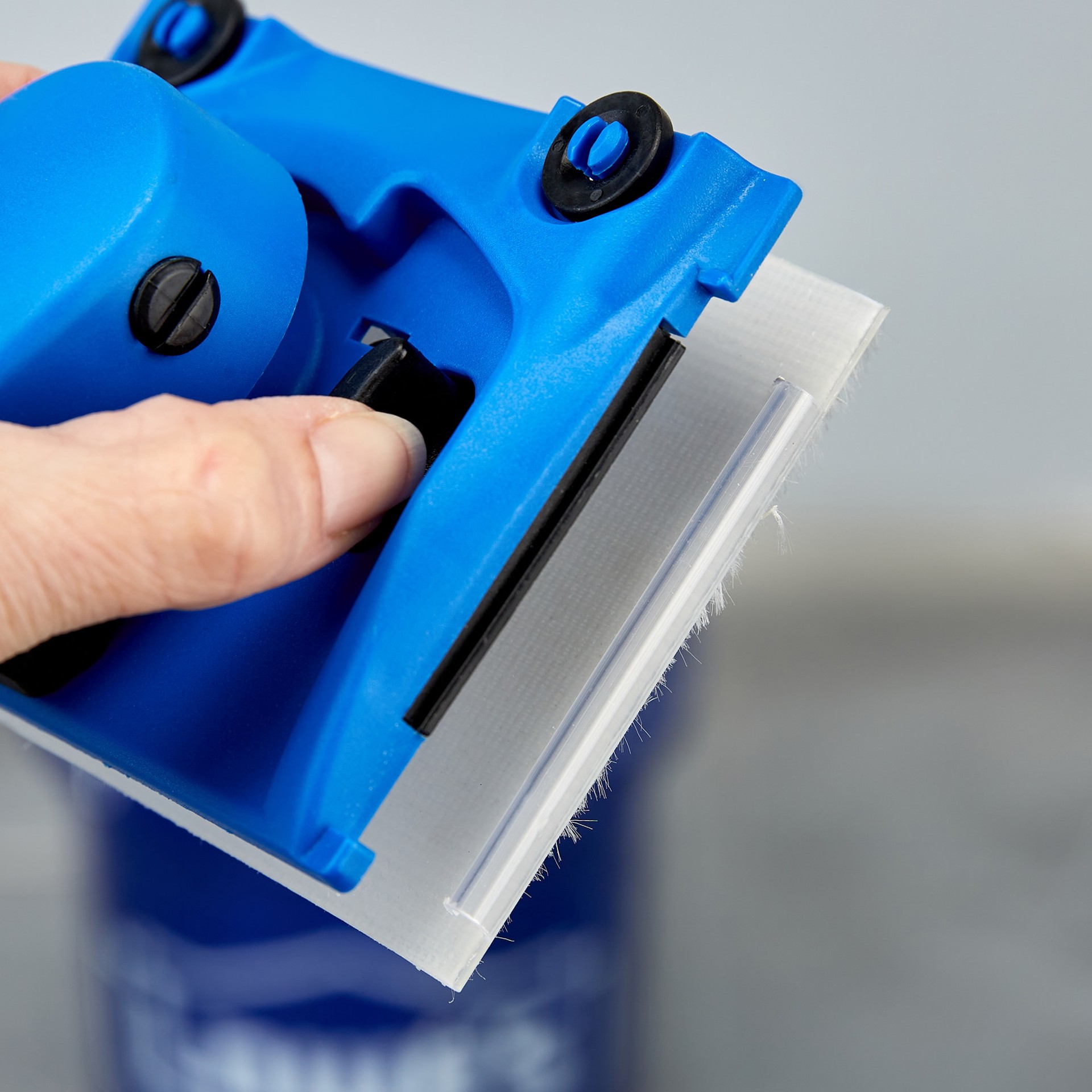 slide 3 of 4, WHIZZ 3.5-in x 7.625-in Premium Ceilings and Walls Plastic Paint edger, 1 ct