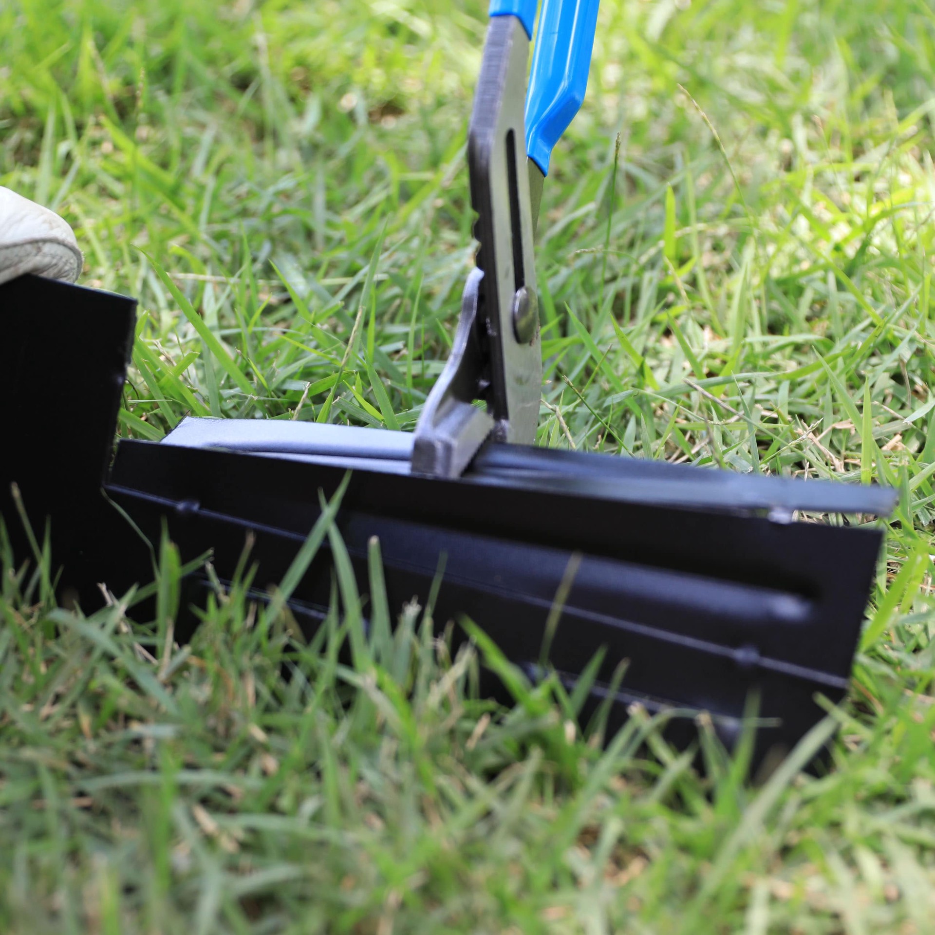 slide 4 of 6, Colmet 4-ft x 4-in The Original Attached-Stake Black Texture Steel Landscape edging section with stakes, 1 ct