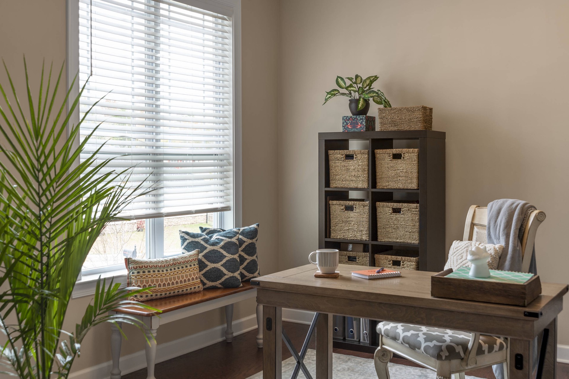 slide 5 of 6, LEVOLOR Trim+Go 2-in Slat Width 35-in x 48-in Cordless White Faux Wood Room Darkening Horizontal Blinds, 1 ct