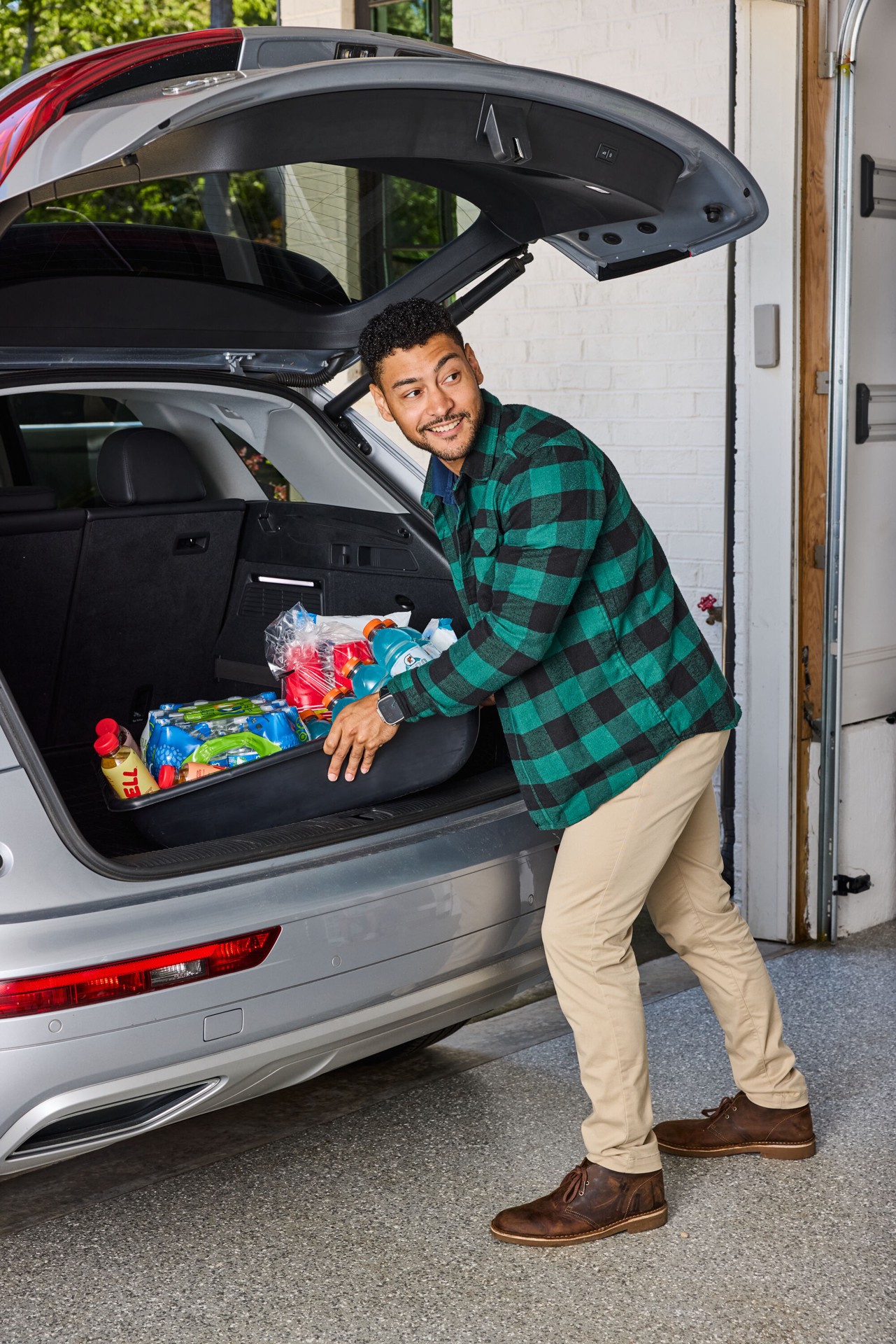 slide 4 of 6, Creative Plastic Concepts Small Mixing Tub 24-in L x 21-in W x 6-in D Plastic Drywall Mud Pan, 1 ct