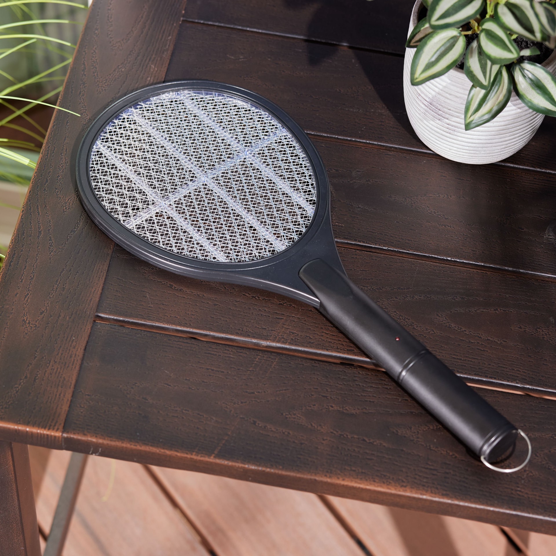 slide 4 of 6, BLACK FLAG 1 Count Bug Zapper Racket Unscented Home perimeter Outdoor Device, 1 ct