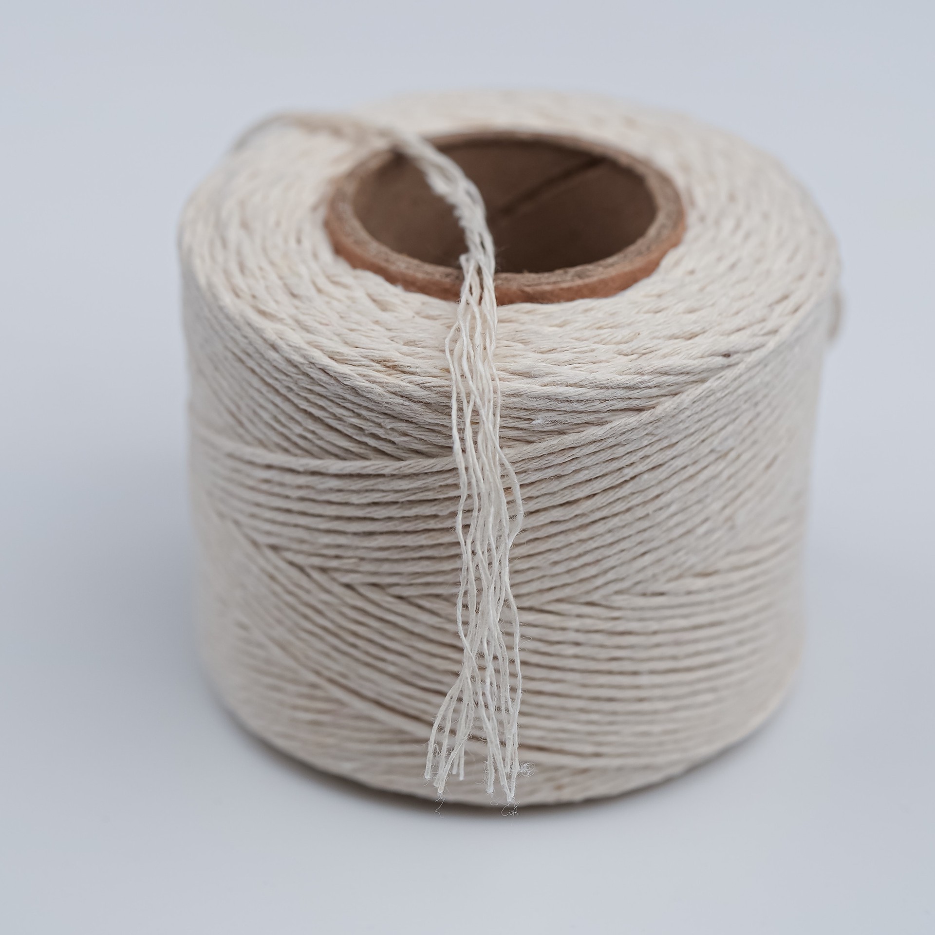 slide 3 of 6, RELIABILT 420.0-ft x 0.03-in Twisted Cotton Rope (By-the-Roll), 1 ct