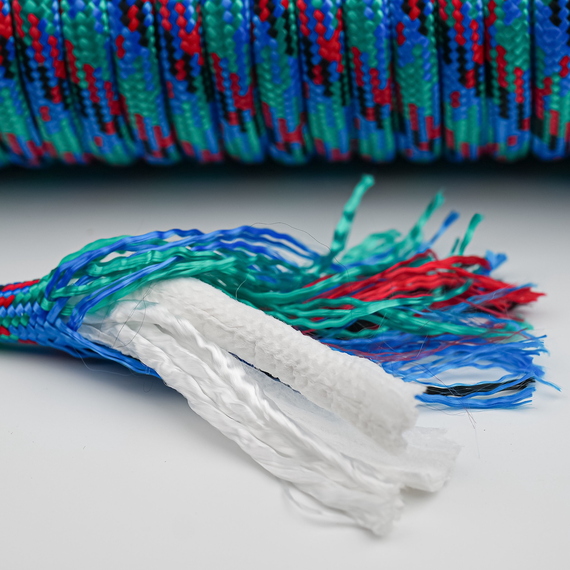 slide 4 of 6, RELIABILT 100.0-ft x 0.5-in Braided Polypropylene Rope (By-the-Roll), 1 ct