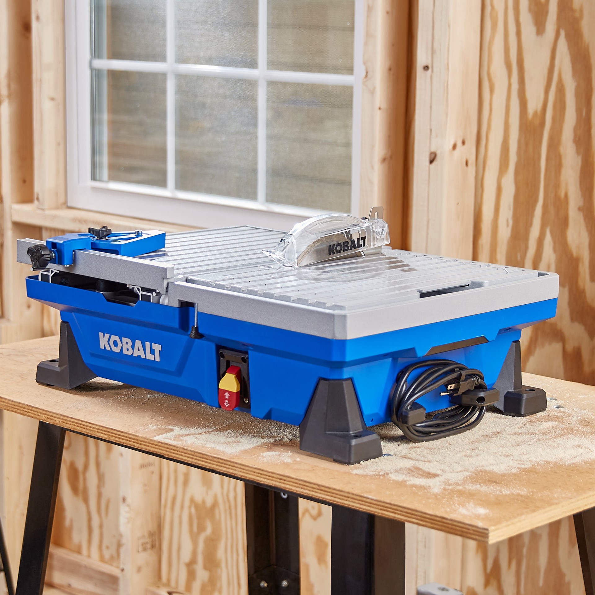 slide 6 of 6, Kobalt 6 -Amp 7.0-in -Blade Wet Tabletop Sliding Table Tile Saw, 1 ct