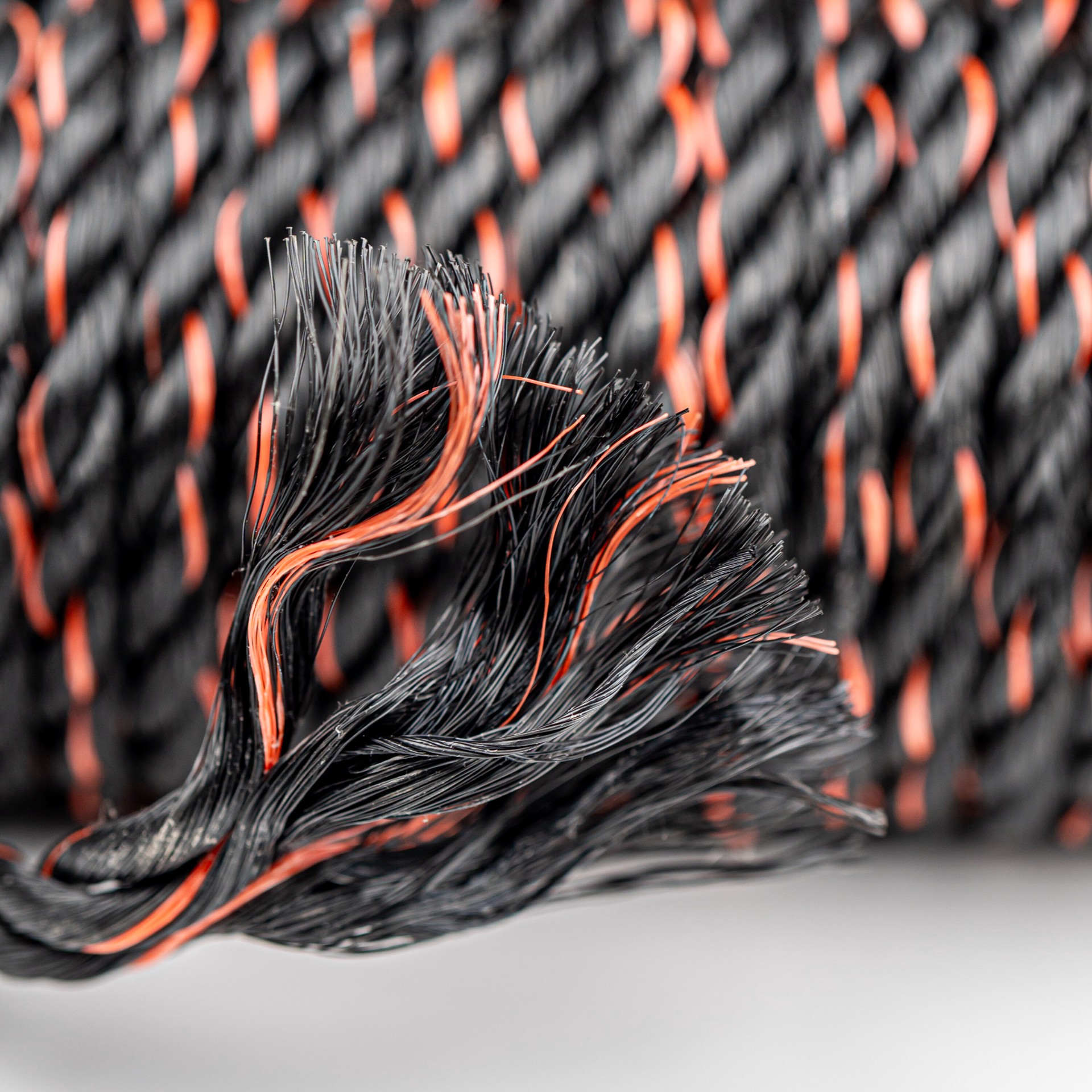 slide 3 of 6, RELIABILT 100.0-ft x 0.5-in Twisted Polypropylene Rope (By-the-Roll), 1 ct