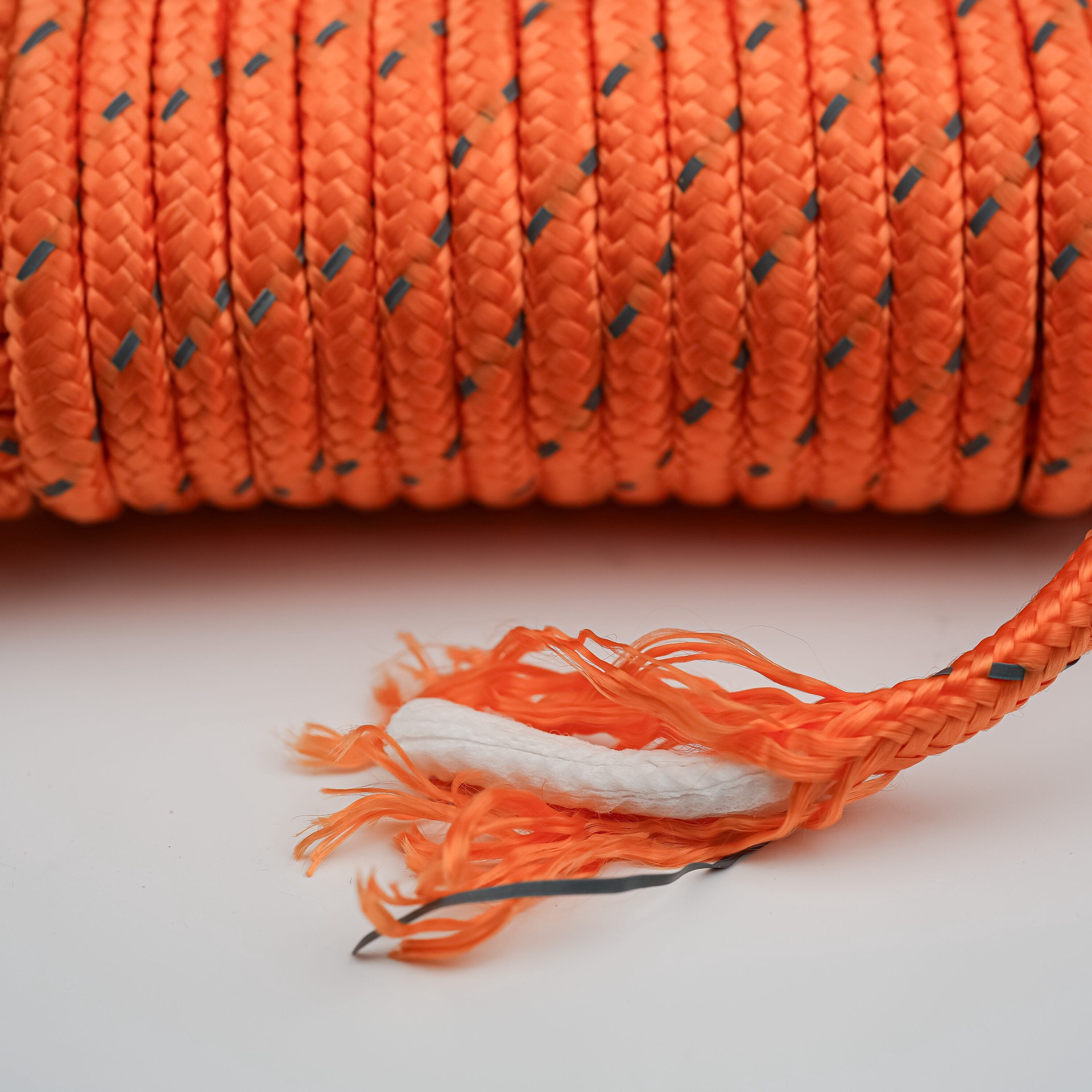 slide 3 of 6, RELIABILT 50.0-ft x 0.375-in Braided Polypropylene Rope (By-the-Roll), 1 ct