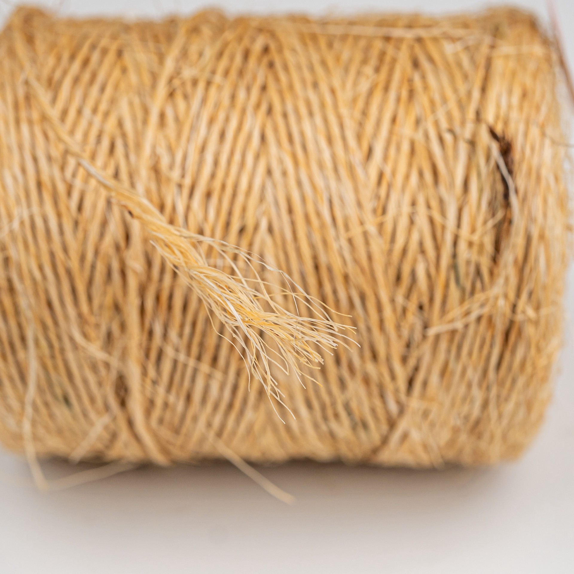 slide 3 of 6, RELIABILT 525.0-ft x 0.06-in Twisted Sisal Rope (By-the-Roll), 1 ct