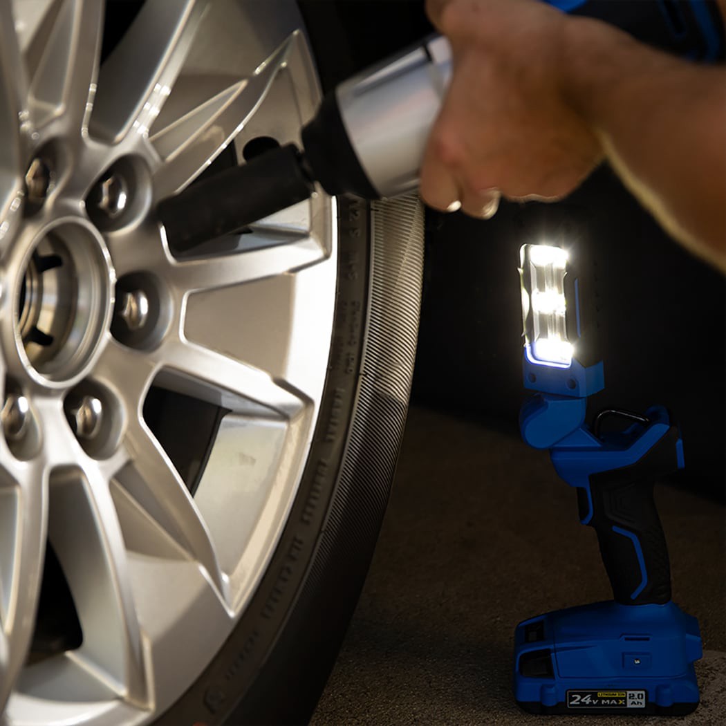 slide 6 of 6, Kobalt 24-volt Lithium ion (Li-ion) Cordless 700-Lumen LED Rechargeable Power Tool Flashlight (Tool only), 1 ct