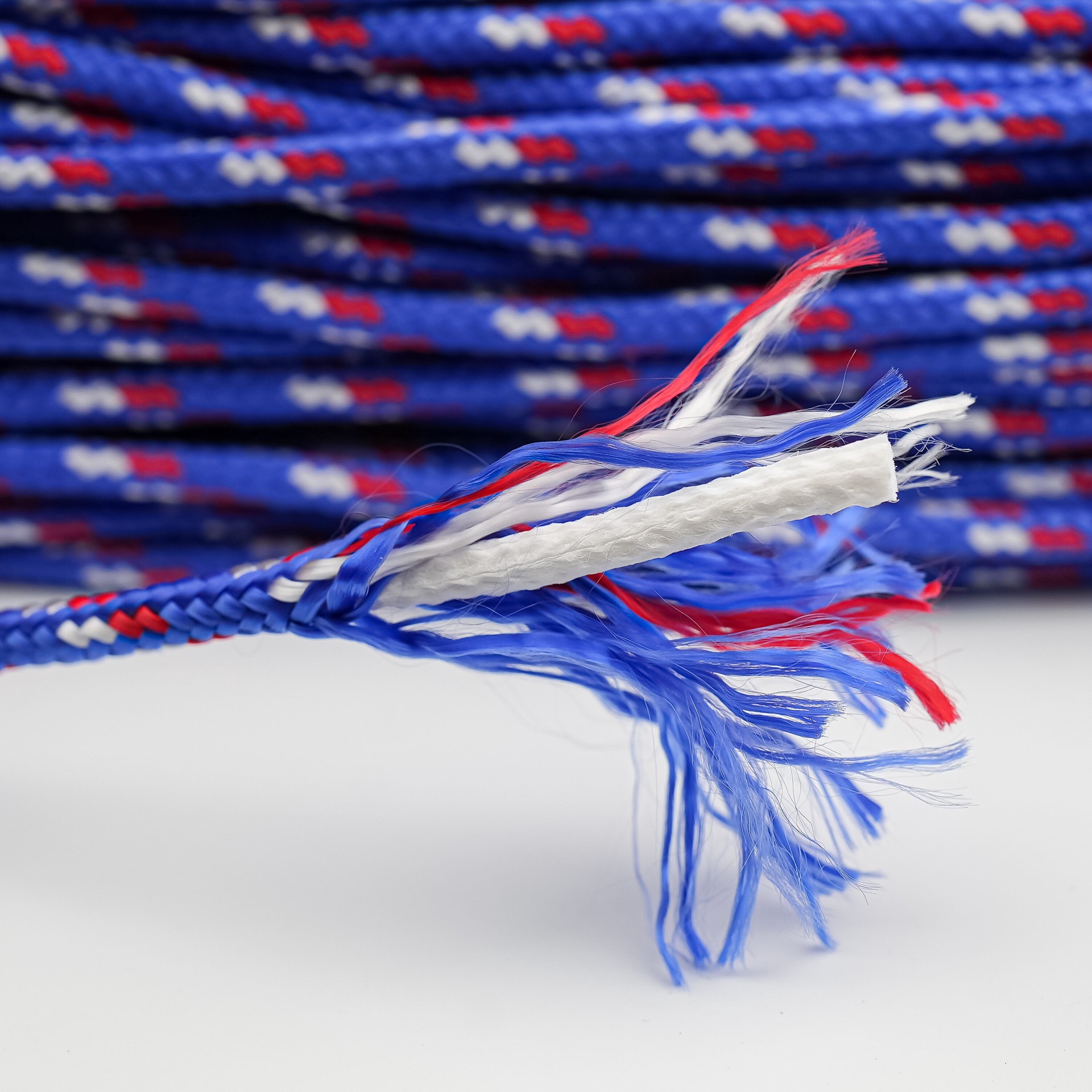 slide 3 of 6, RELIABILT 100.0-ft x 0.25-in Braided Polypropylene Rope (By-the-Roll), 1 ct