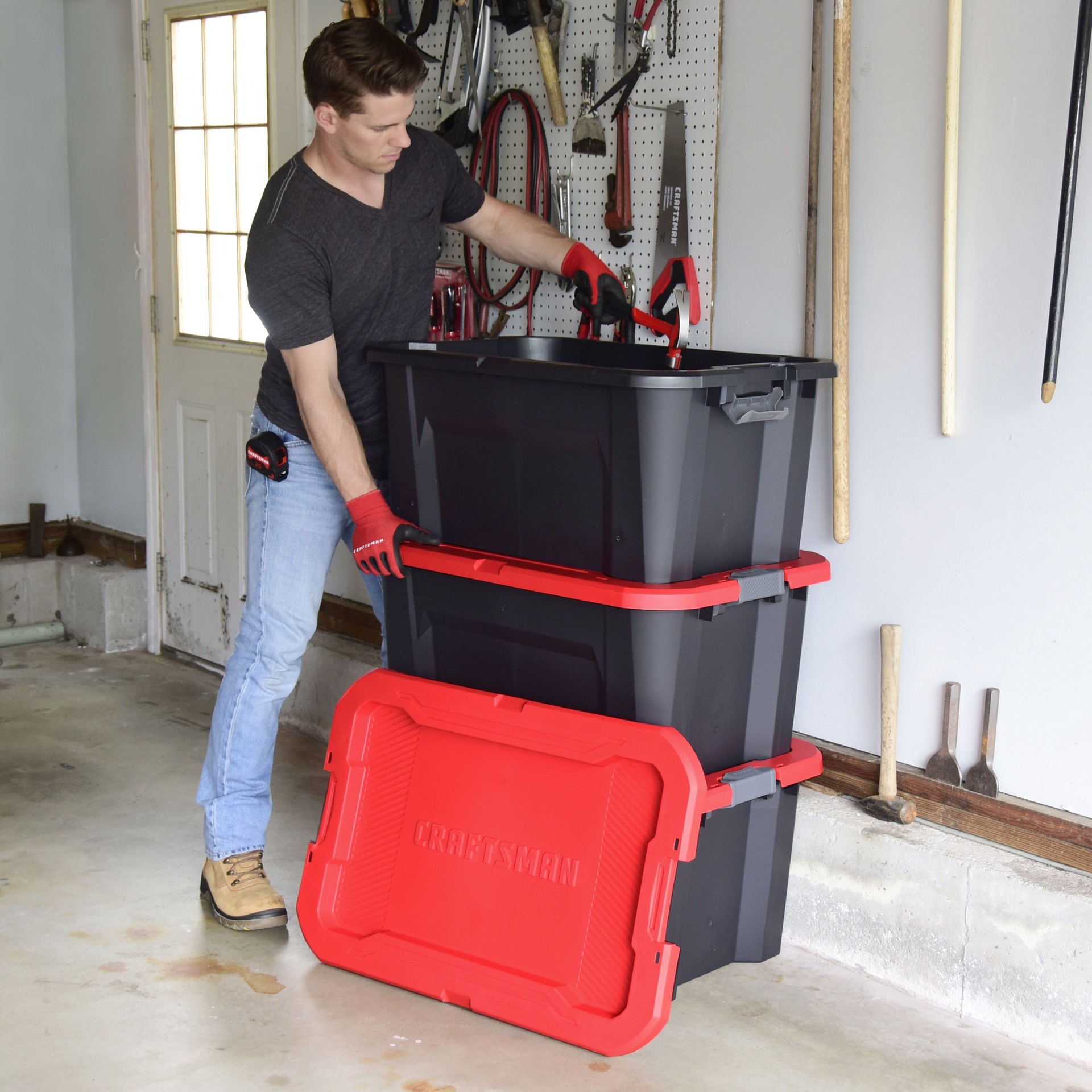 slide 6 of 6, CRAFTSMAN Large 30.0 -Gallons ( 120.0 -Quarts ) Black Heavy Duty Stackable Tote with Latching Lid, 1 ct