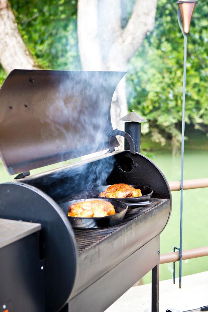 slide 2 of 6, Lodge Cast Iron 12-in Cast iron Skillet, 1 ct