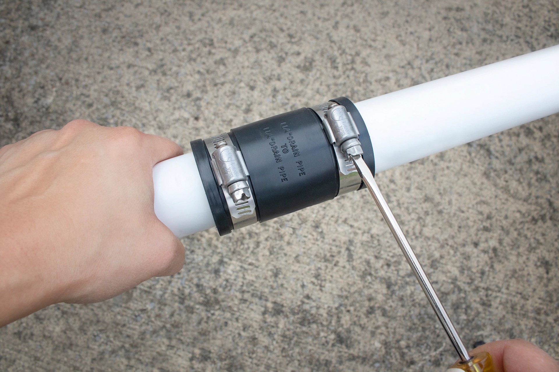 slide 4 of 4, IDEAL-TRIDON 30 -Pack 3/8-in to 1-in dia Stainless steel Adjustable clamp, 1 ct