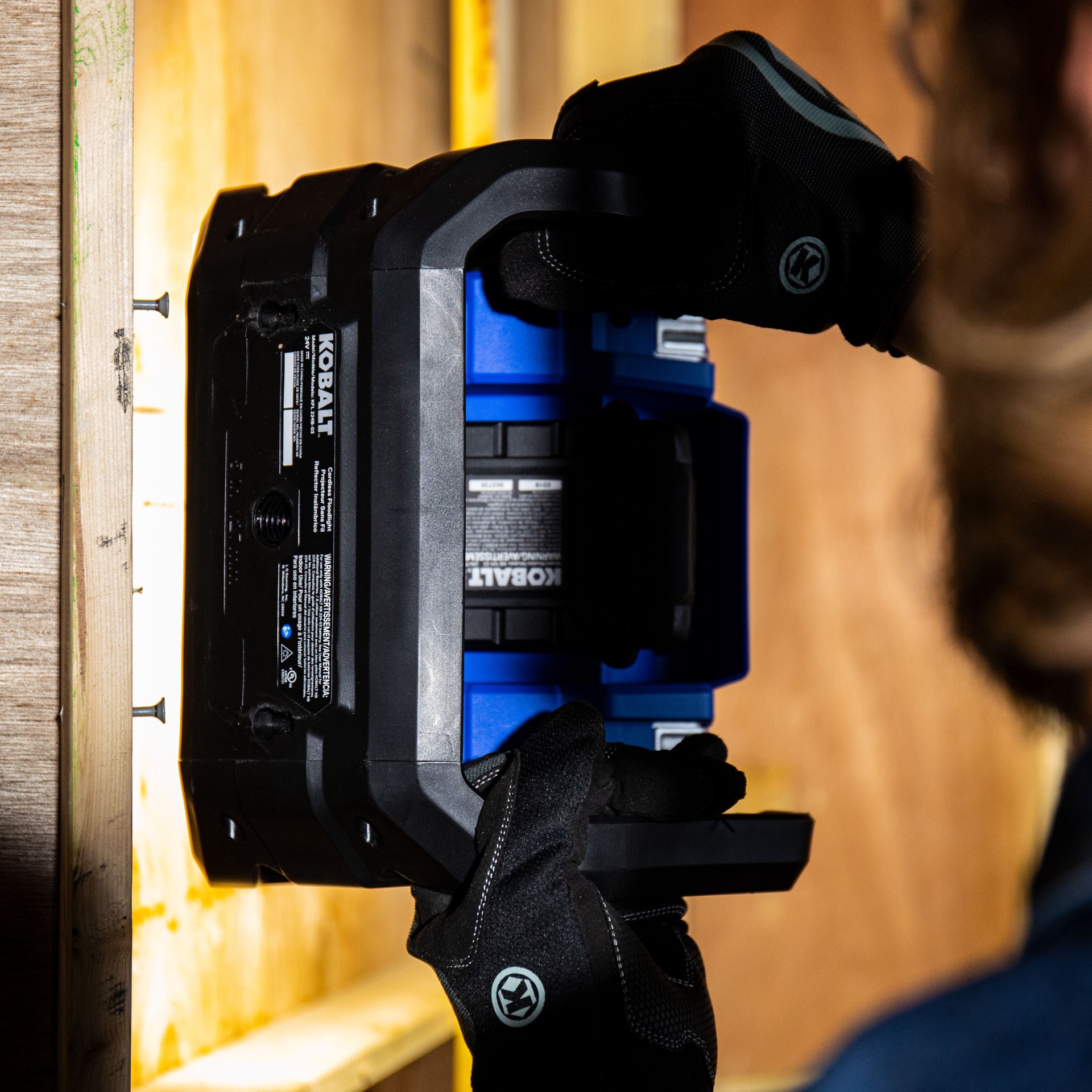 slide 6 of 6, Kobalt 24-volt 2000 -Lumens LED Battery-operated Rechargeable Portable Work Light, 1 ct