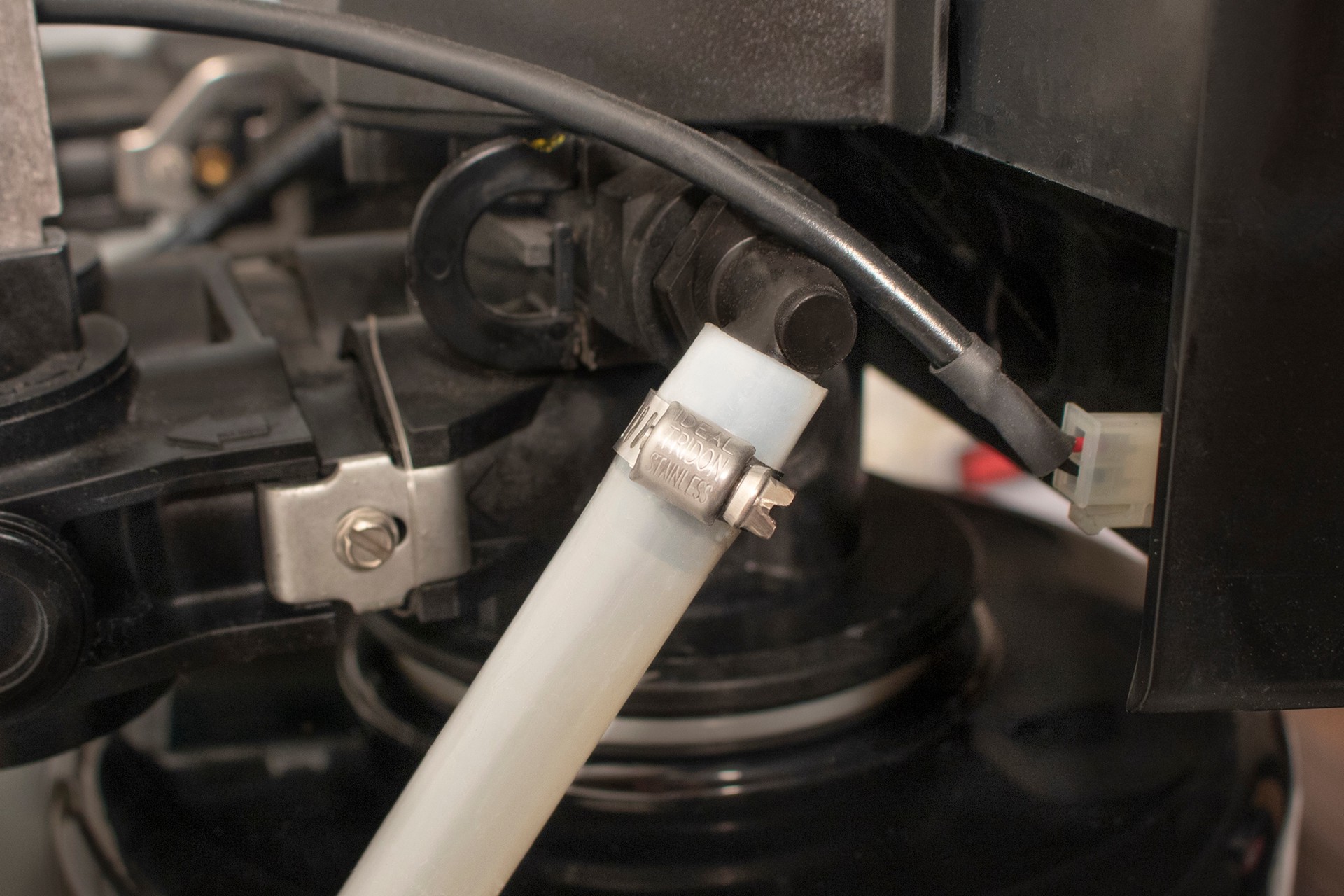 slide 5 of 6, IDEAL-TRIDON 7/16-in to 1-in dia Stainless steel Adjustable clamp, 1 ct