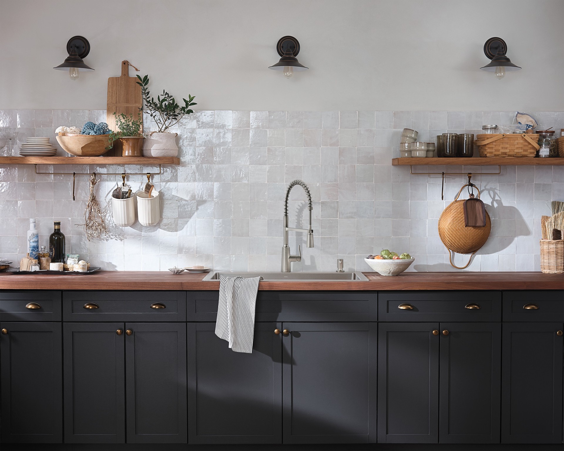 slide 3 of 6, Moen Edwyn Spot Resist Stainless Single Handle Deck-mount Pull-down Kitchen Faucet with Sprayer (Includes Deck Plate) (Includes Soap Dispenser), 1 ct