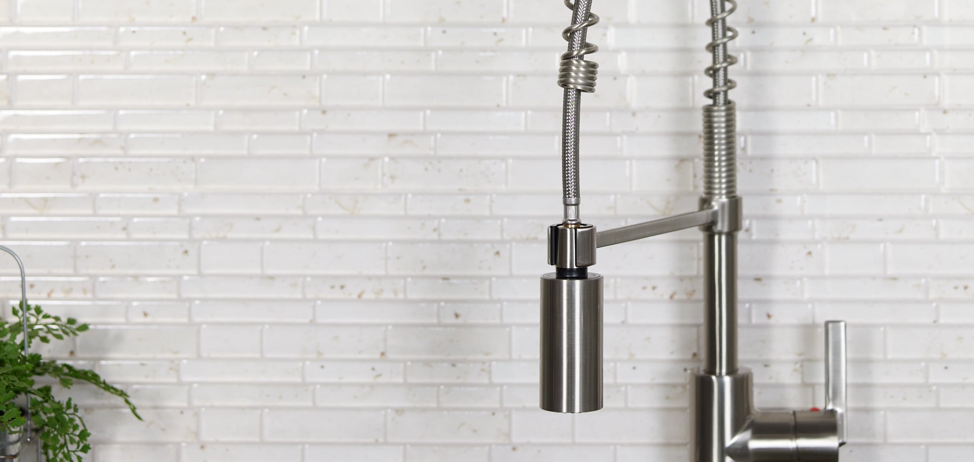 slide 6 of 6, Project Source Flynt Stainless steel Single Handle Deck-mount Pull-down Kitchen Faucet with Sprayer (Includes Deck Plate), 1 ct