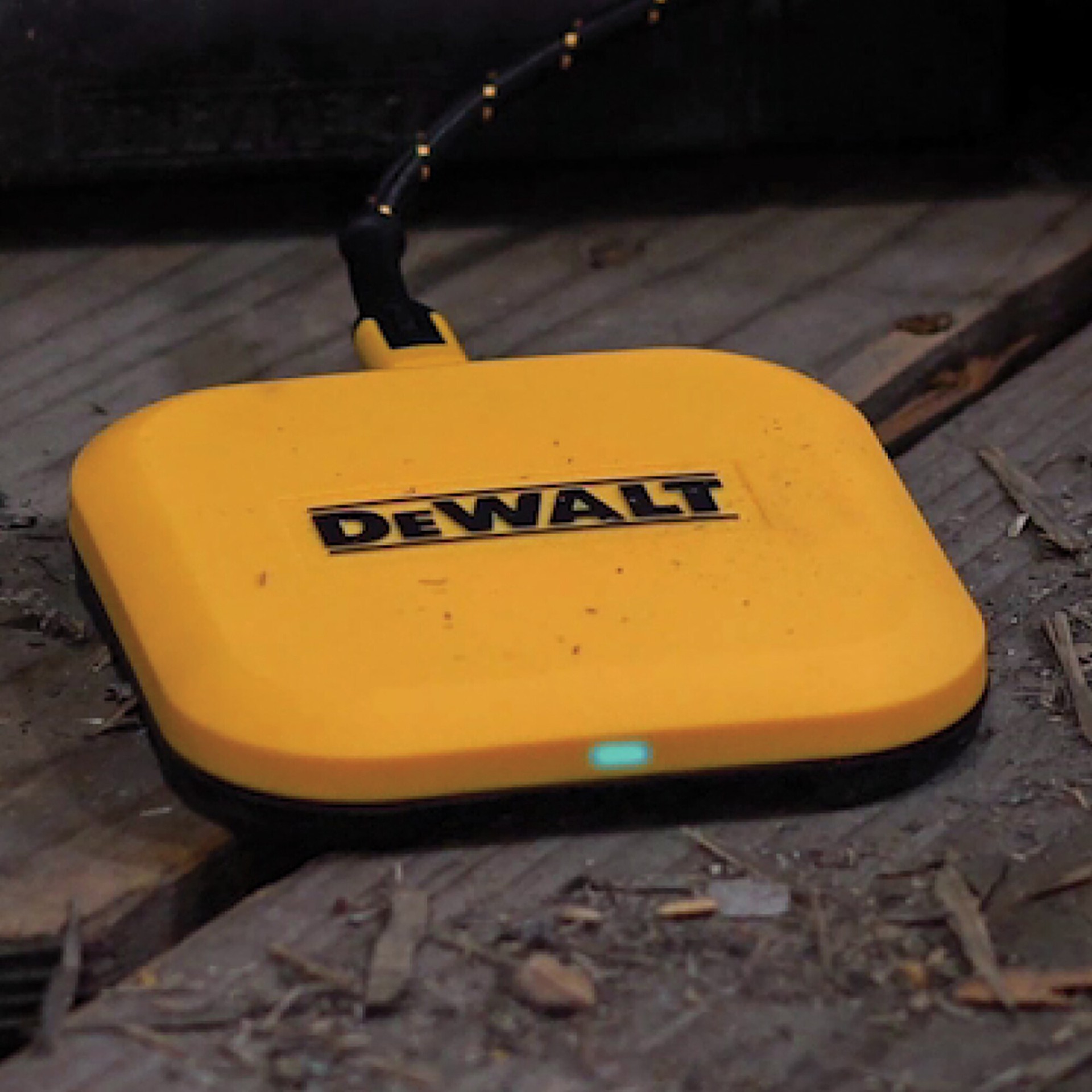 slide 5 of 6, DEWALT Type C Charging Mat 1-Port, 1 ct