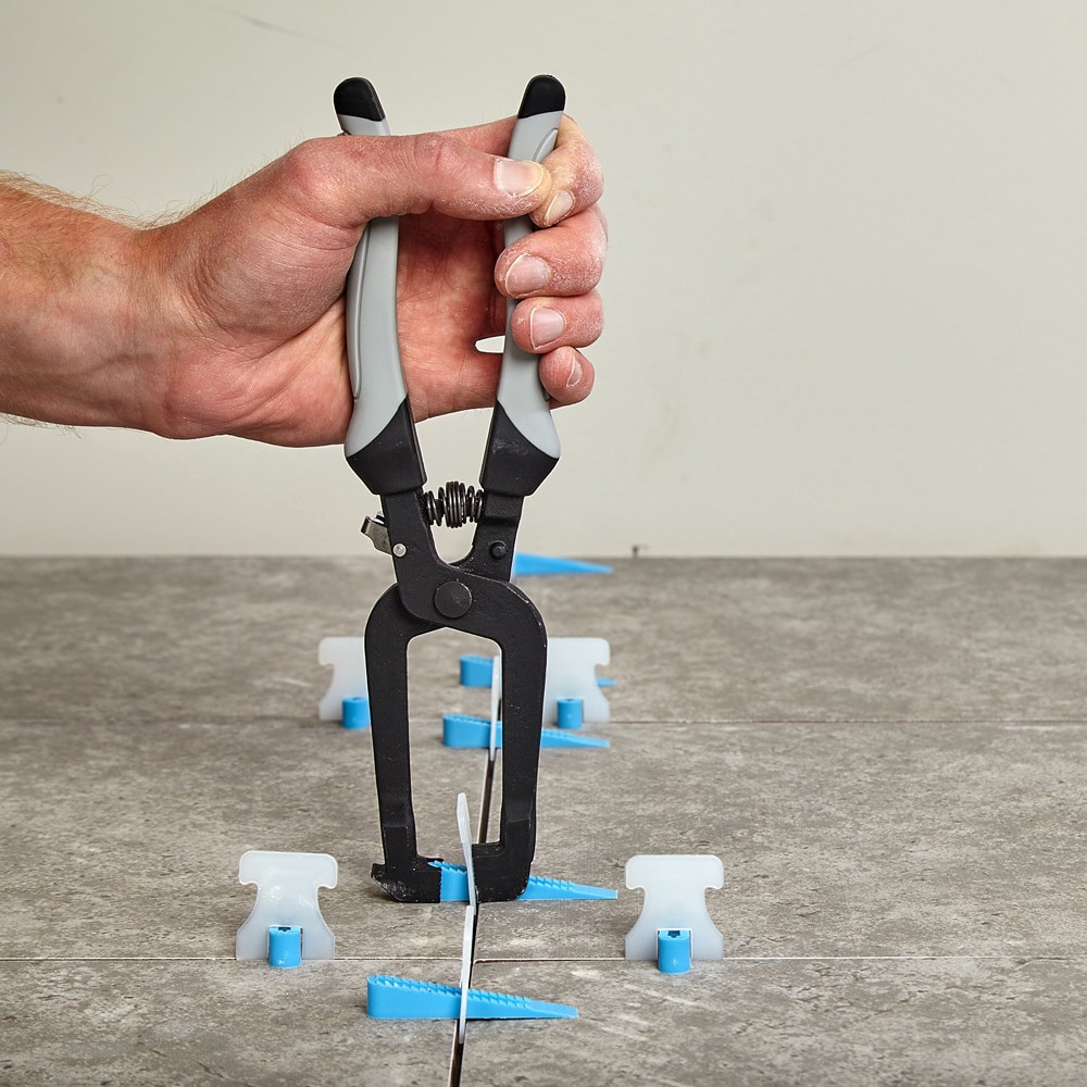 slide 4 of 6, Project Source 1/16-in Plastic Clip Tile Spacer and Leveling System 100 -Pack, 1 ct