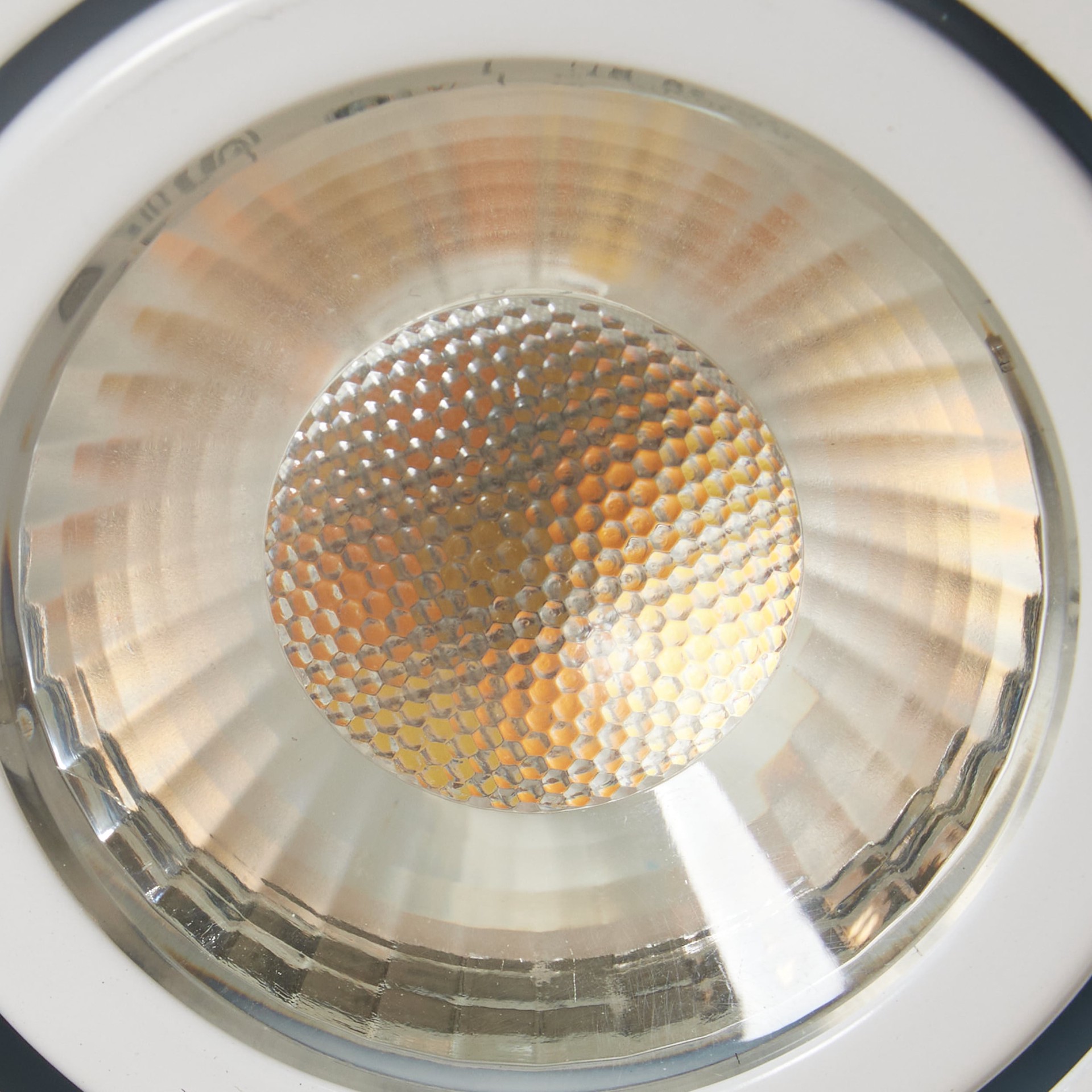 slide 3 of 6, Utilitech Gimbal Color Choice White 3-in 500 -Lumens Switchable white Round Dimmable LED Canless Wet rated Recessed Downlight, 1 ct