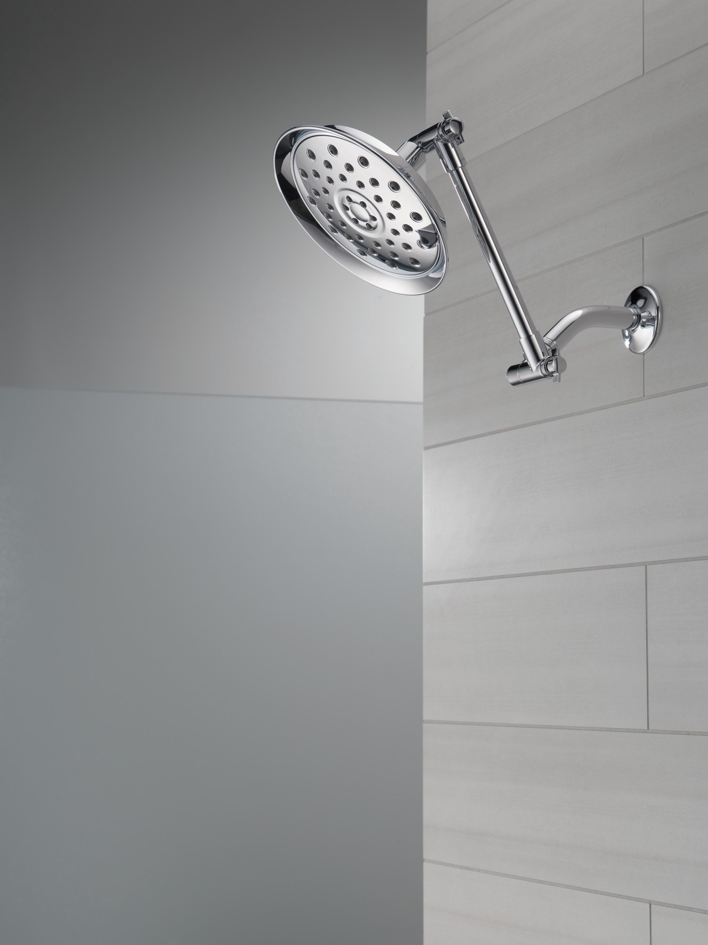 slide 3 of 6, Delta 3.0 -Spray Chrome 7.375-in Round Shower Head 2.5 GPM, 1 ct