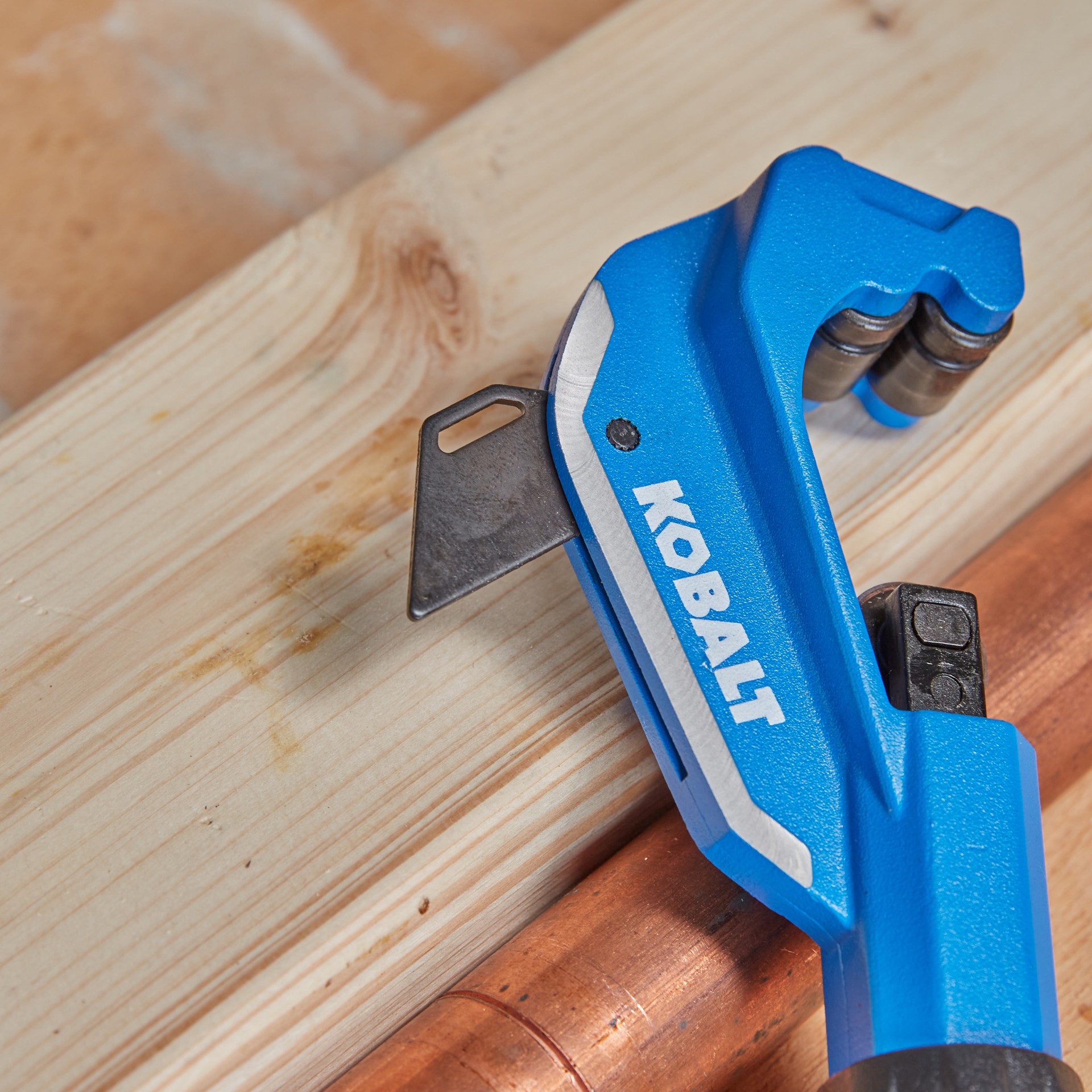 slide 4 of 6, Kobalt Enclosed Feed 1-1/8-in Copper tube cutter, 1 ct