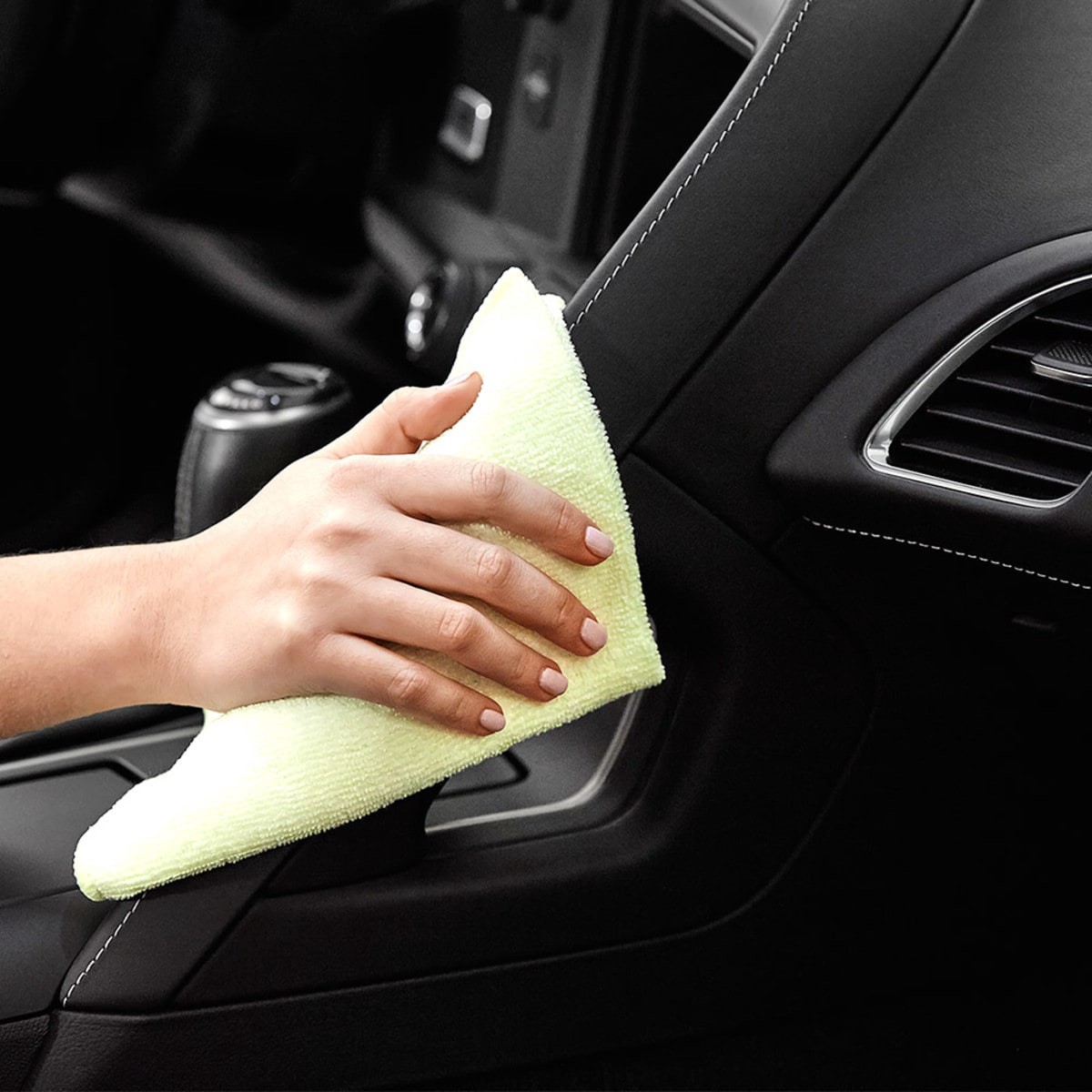 slide 3 of 6, Armor All Original Protectant 16 -fl oz Spray Car Interior Cleaner, 1 ct