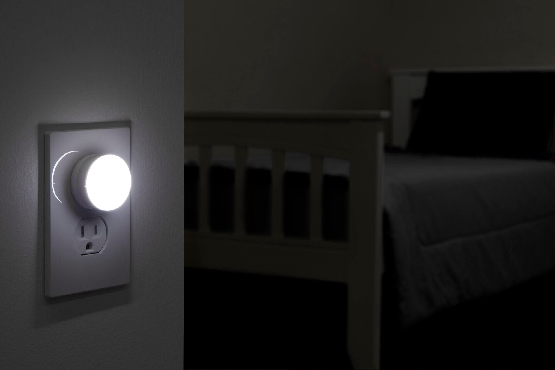 slide 6 of 6, Jasco 2 -Pack White LED Auto On/Off Night Light, 1 ct