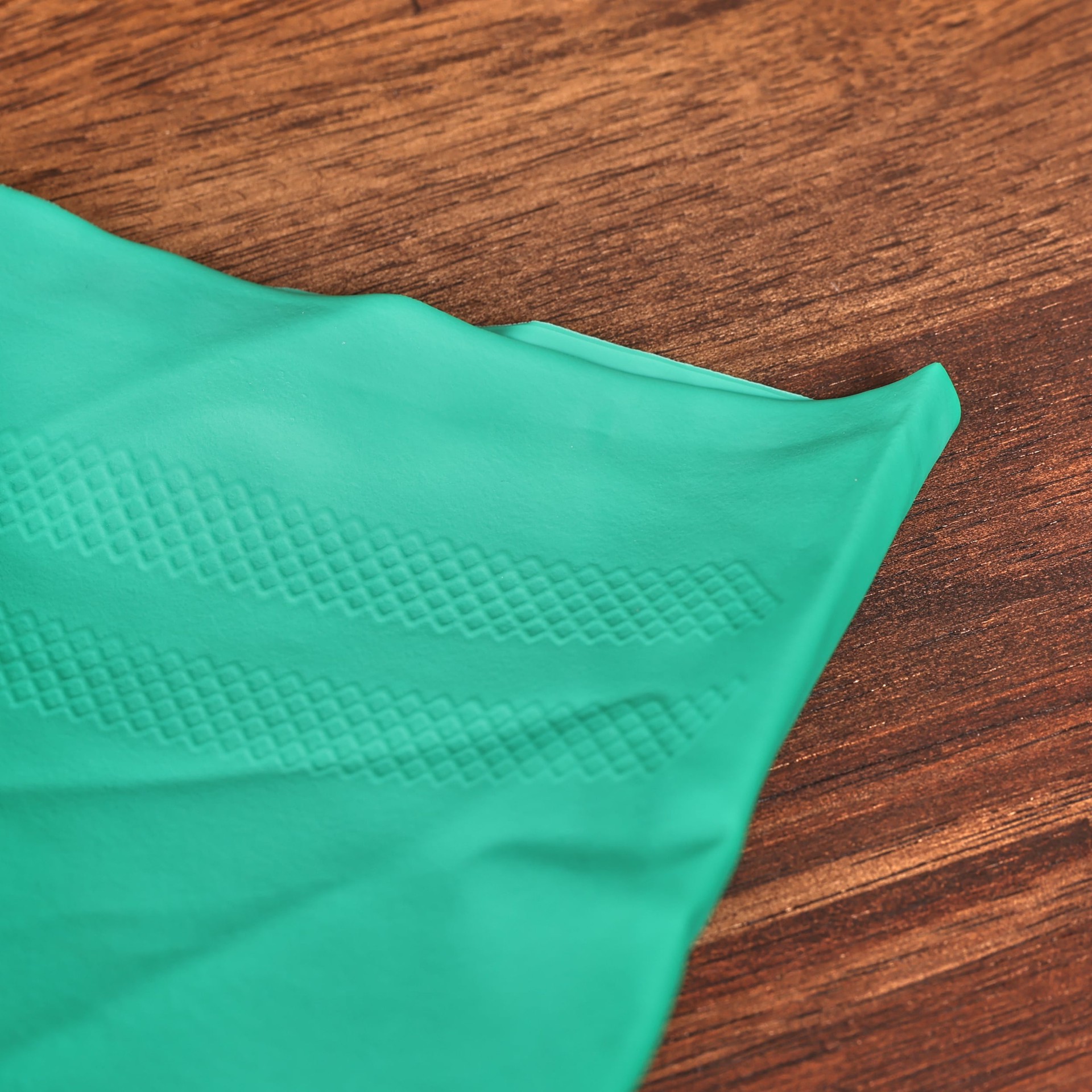 slide 3 of 6, Clorox Large Embossed -Grip Nitrile Disposable cleaning gloves 1 -Pairs, 1 ct