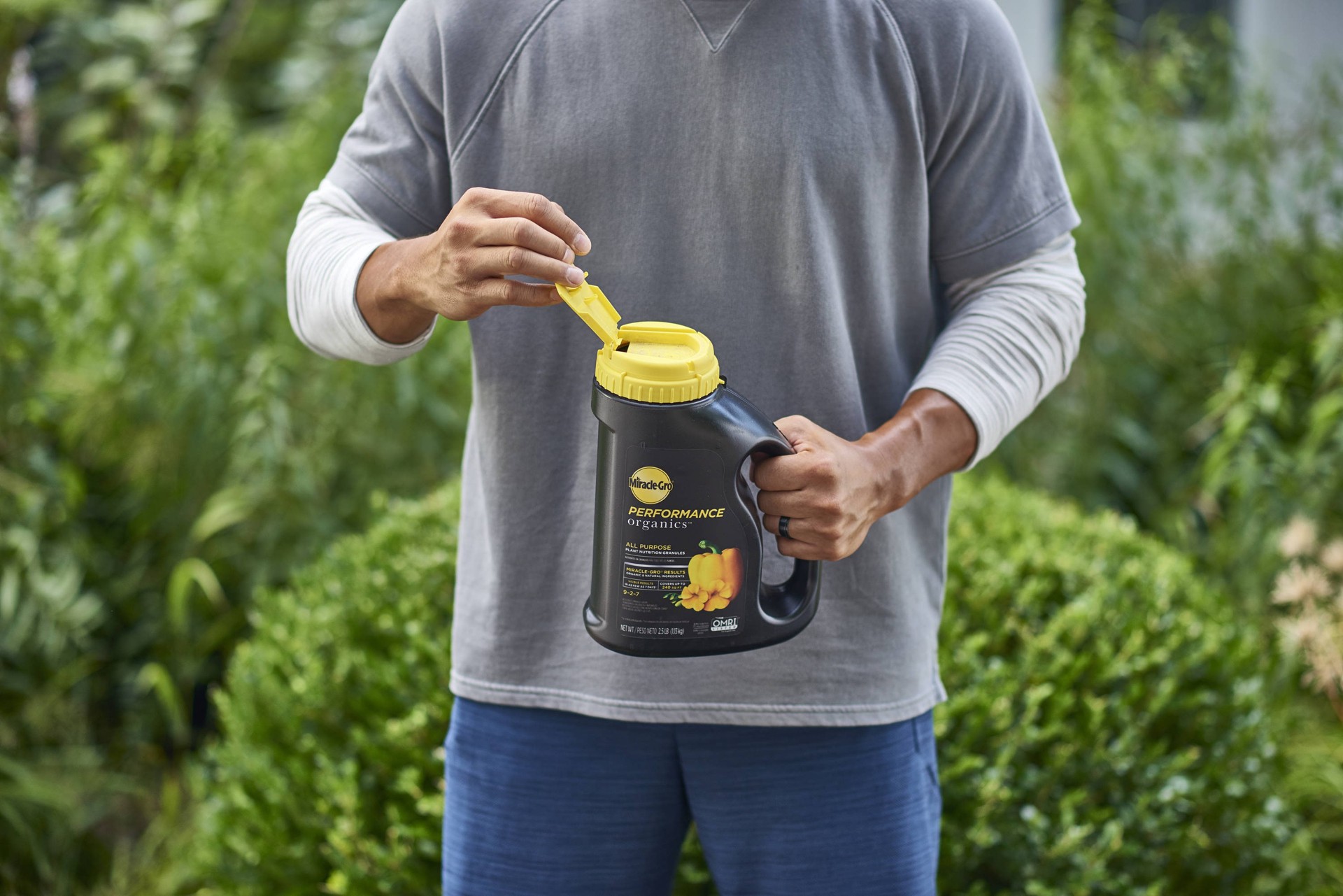 slide 4 of 6, Miracle-Gro Performance Organics 2.5-lb 9-2-7 Water-soluble All-purpose Organic Food, 1 ct