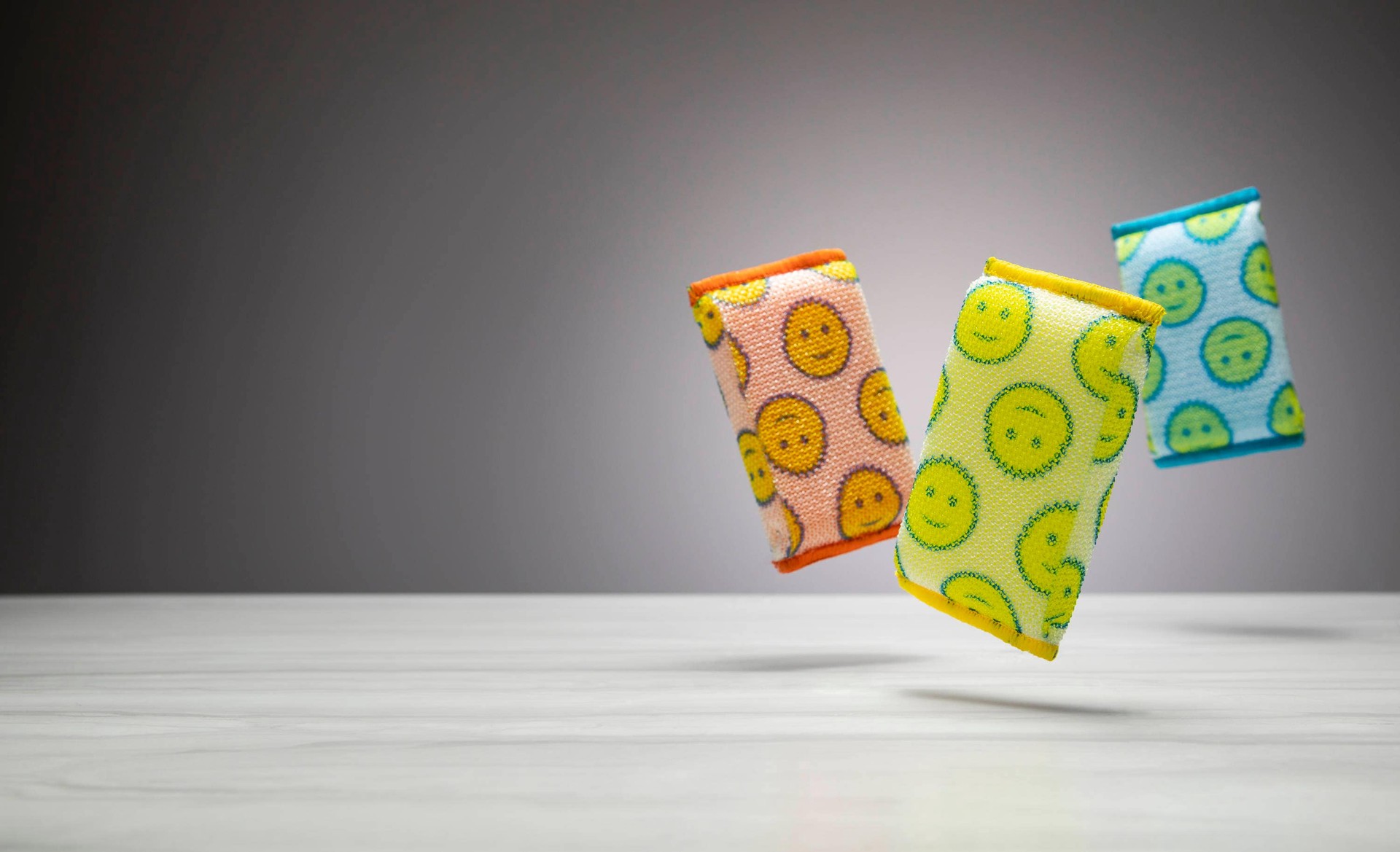 slide 5 of 6, Scrub Daddy Scour Daddy Polymer foam Scouring pad 3 -Pack, 1 ct