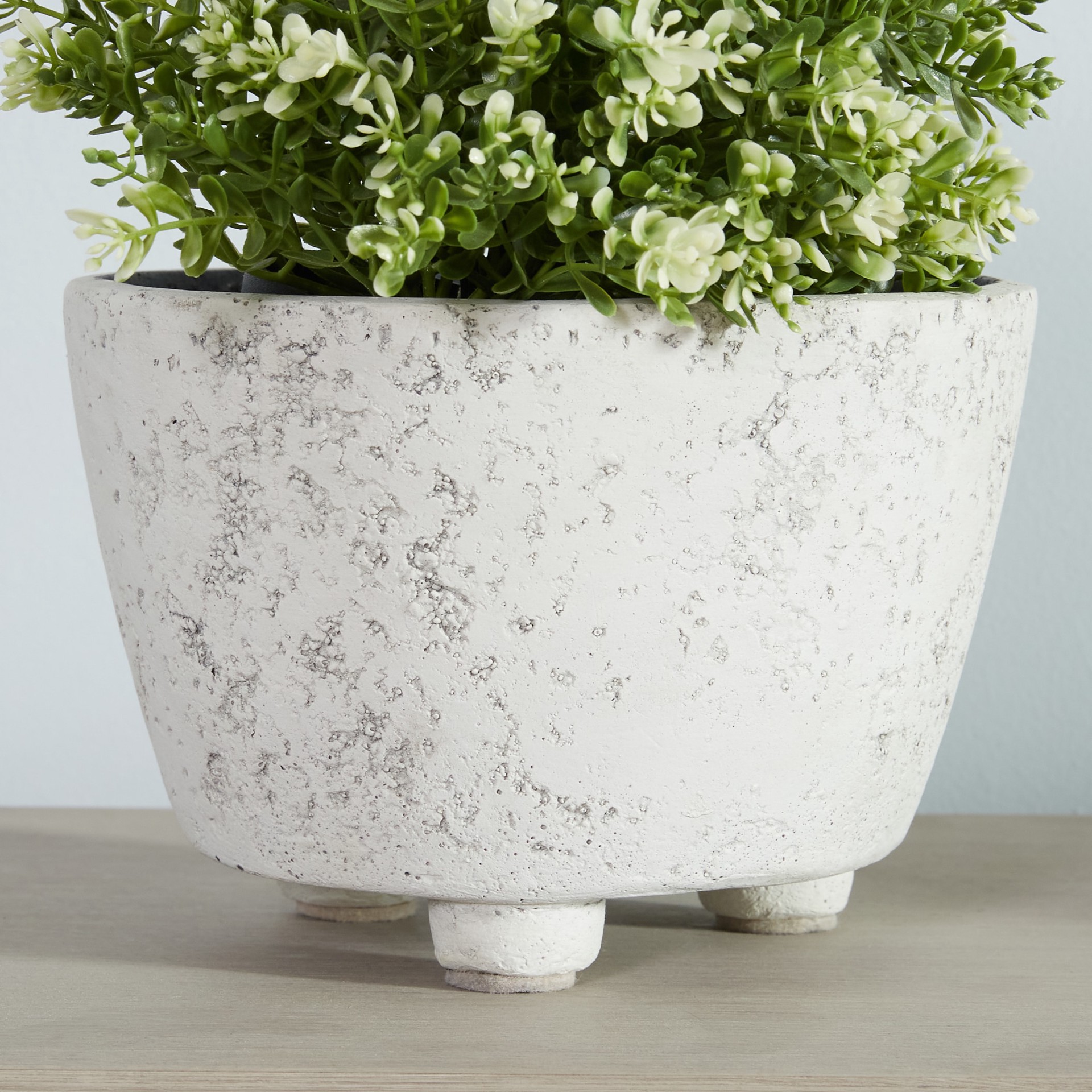 slide 3 of 6, Origin 21 Round 8-in W x 8-in L White Mixed/Composite Indoor Planter, 1 ct